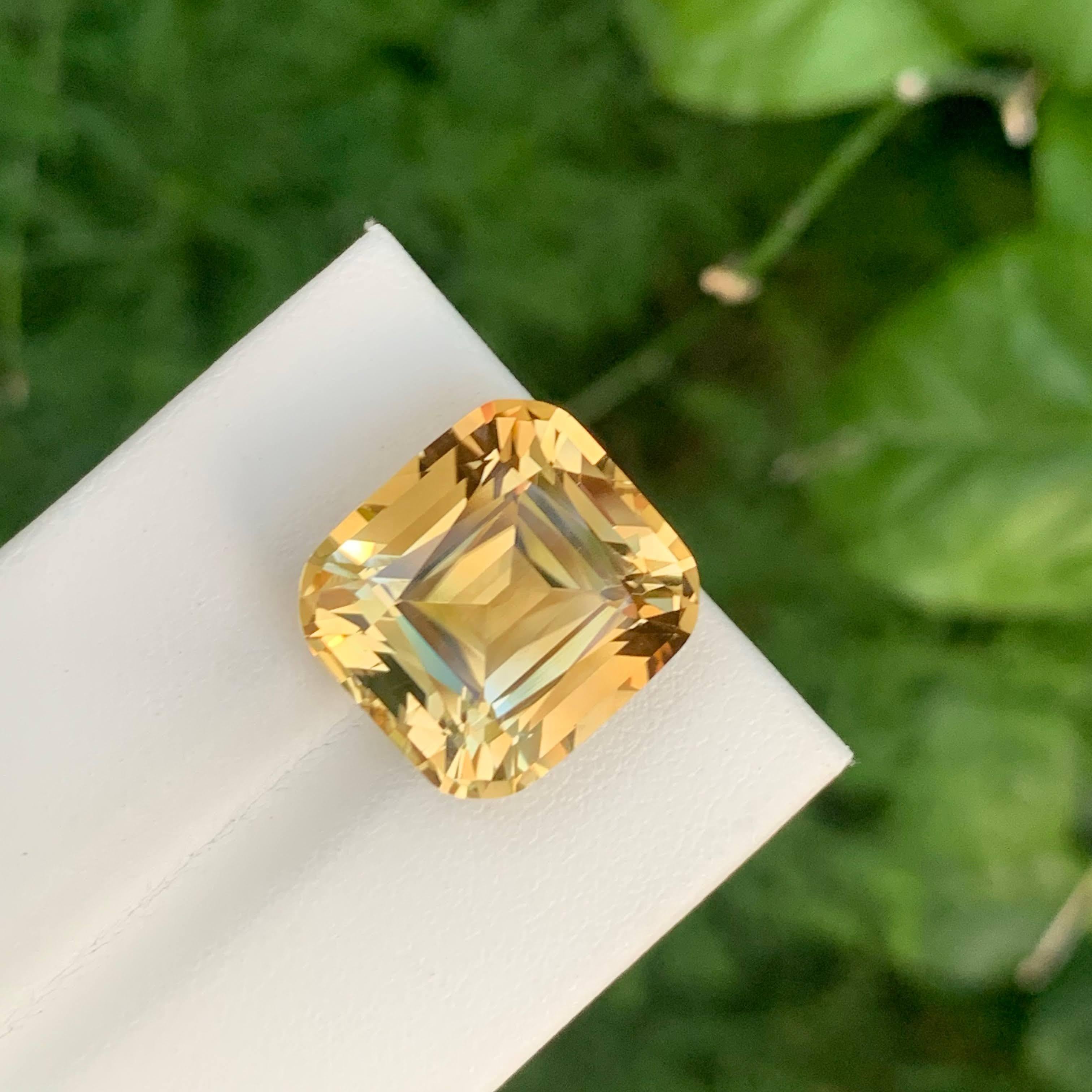 Taglio cuscino 6,35 Carati Nature Sciolto Giallo Oro Citrino Taglio Cuscino Gemma Brasiliana in vendita