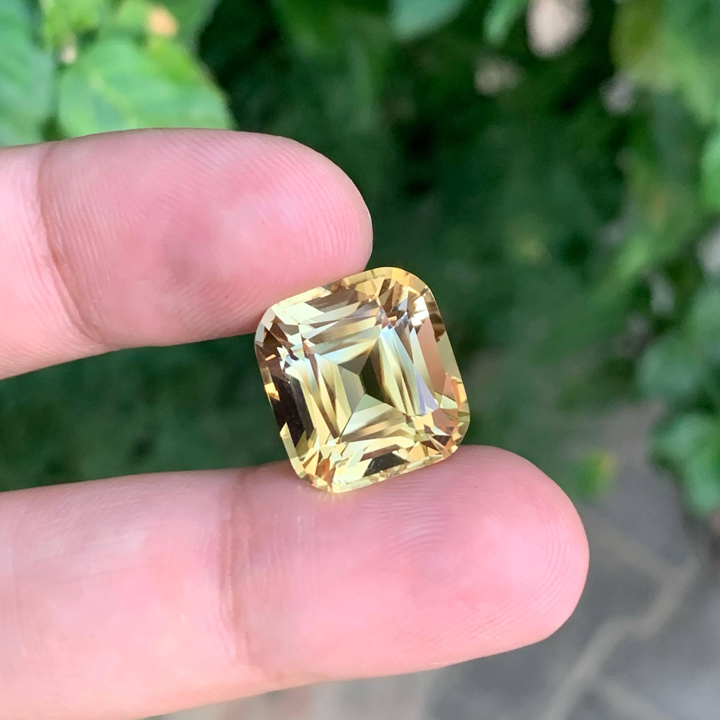 6,35 Carati Nature Sciolto Giallo Oro Citrino Taglio Cuscino Gemma Brasiliana In condizioni Nuovo in vendita a Bangkok, TH