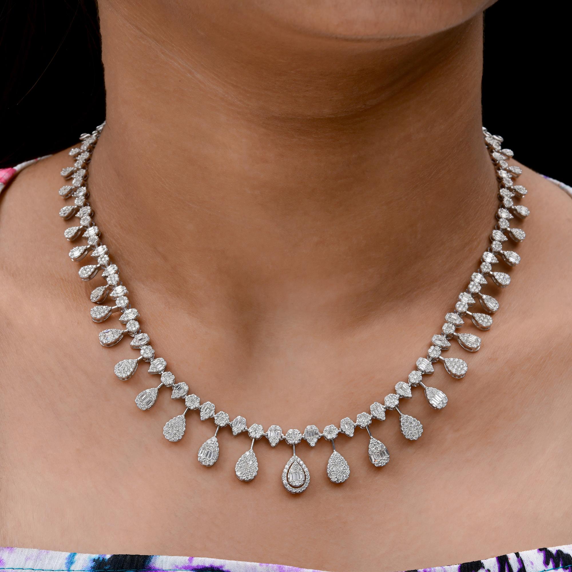 6.35 Carat SI Clarity HI Color Baguette Diamond Necklace 18 Karat White Gold In New Condition For Sale In Diera, Dubai