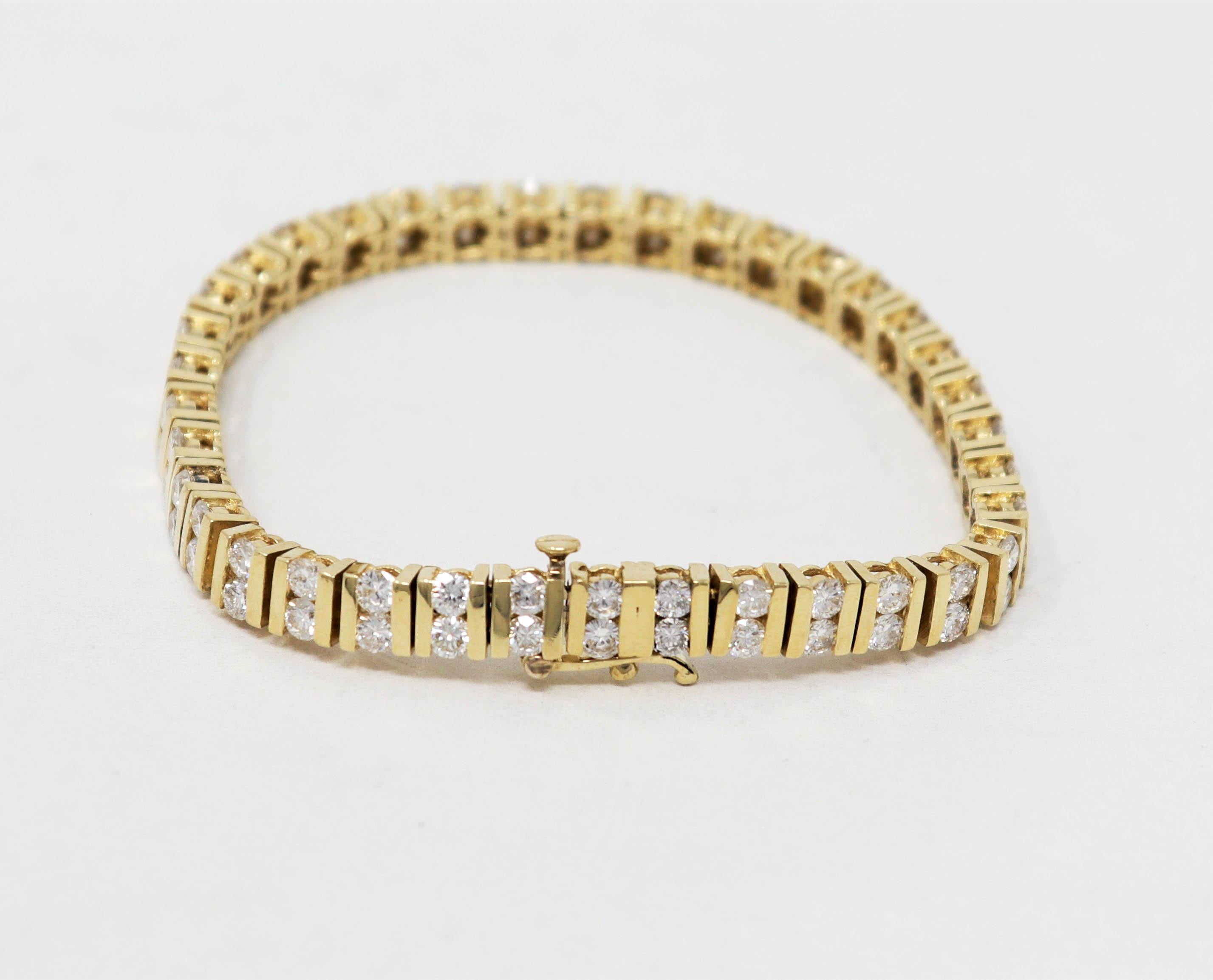 6.35 Carats Total Round Diamond Bar Link Tennis Bracelet in 14 Karat Yellow Gold In Good Condition For Sale In Scottsdale, AZ