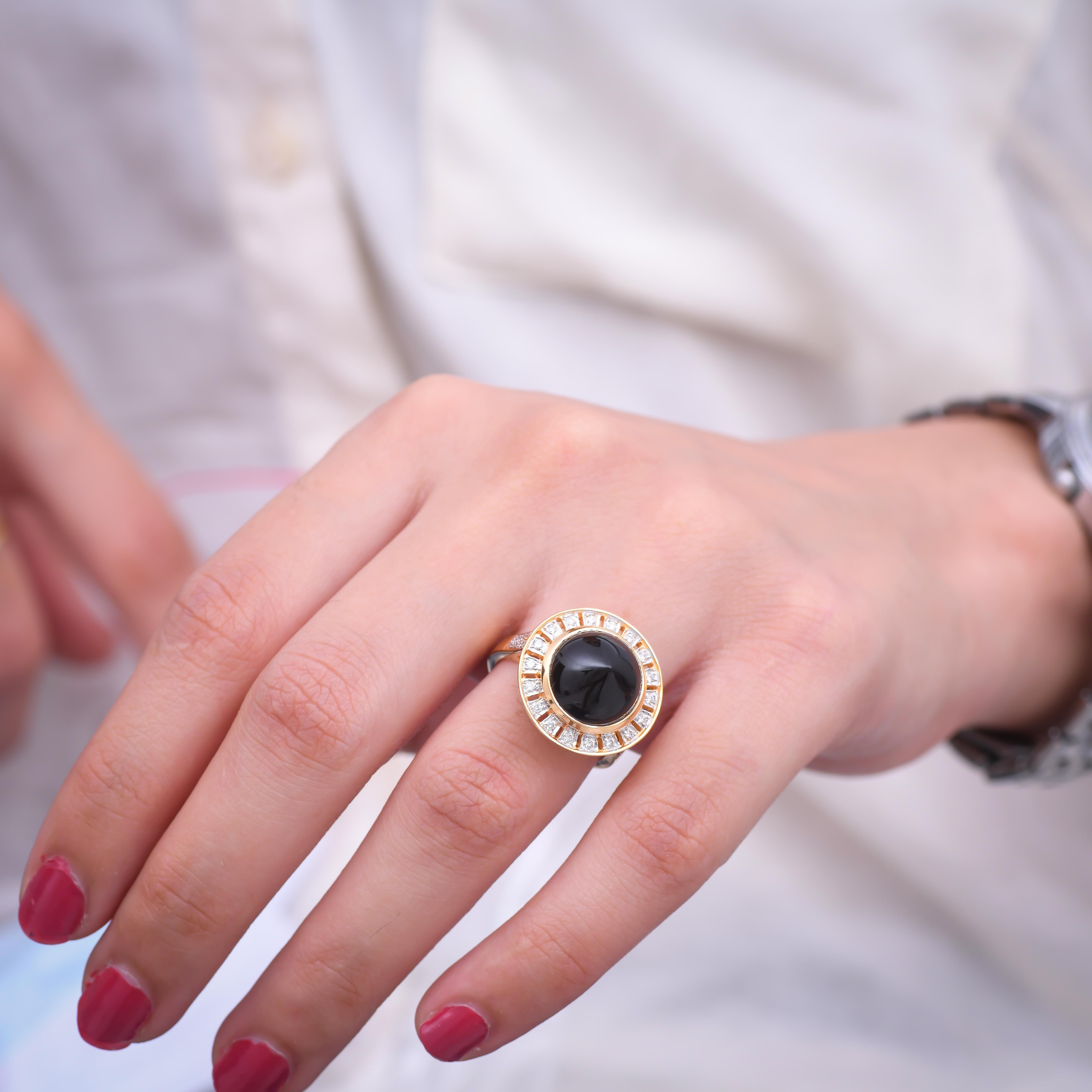 6.36 Carat Black Onyx and Diamond 18 Karat Yellow Gold Ring In New Condition In Jaipur, Jaipur