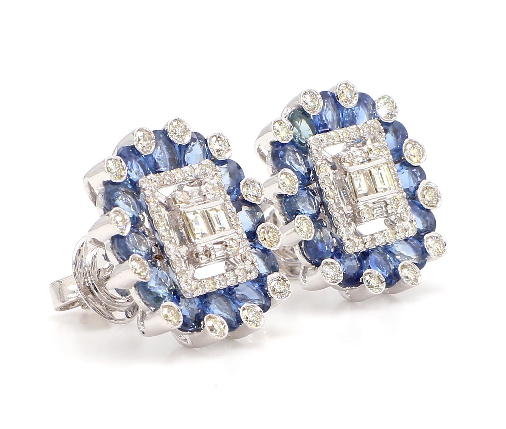 Clous en or 18 carats avec saphir bleu de 6,36 carats et diamants de 1,08 carat Pour femmes en vente