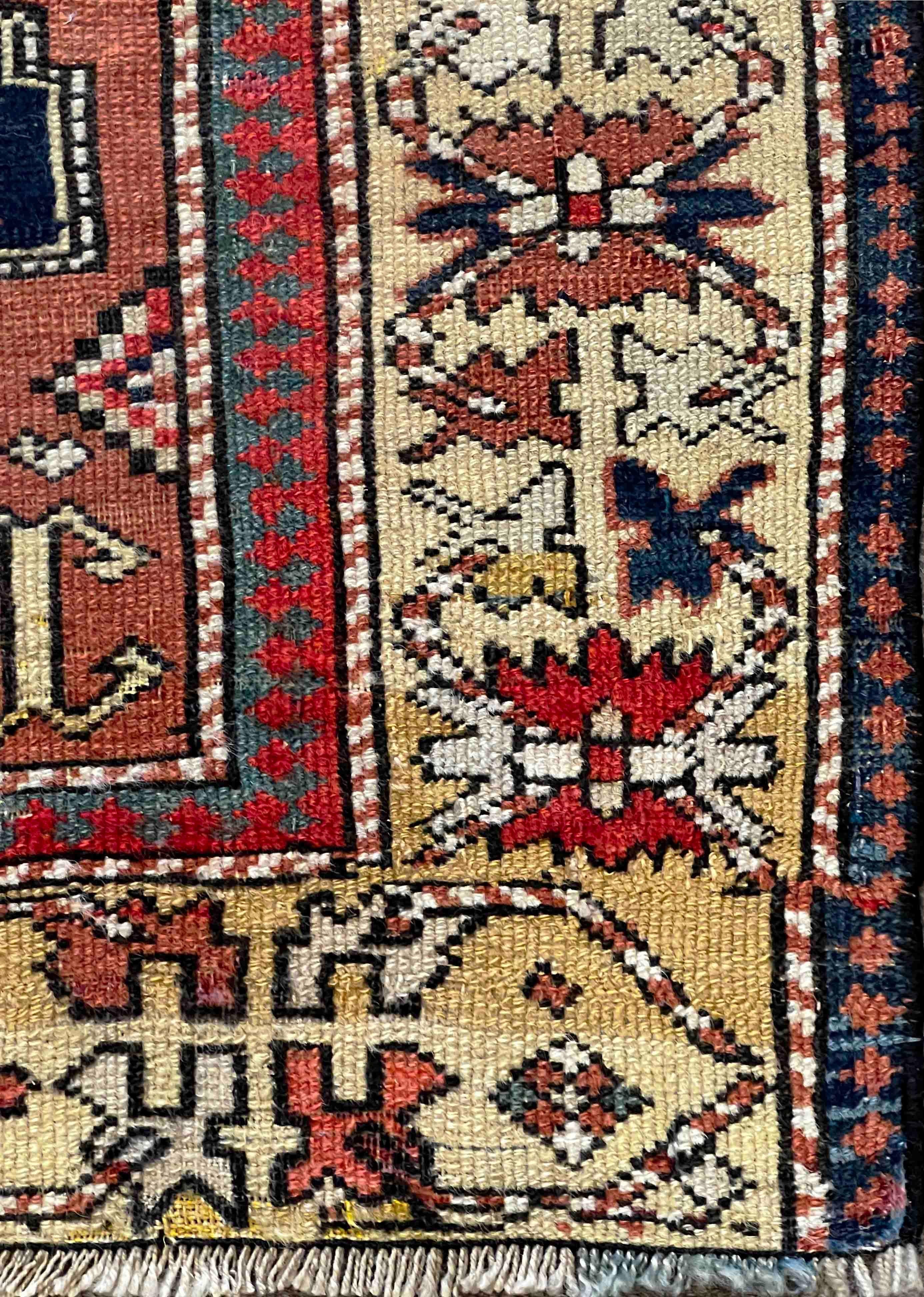 636 - Tapis Lesghi de Russie. 19ème siècle en vente 1