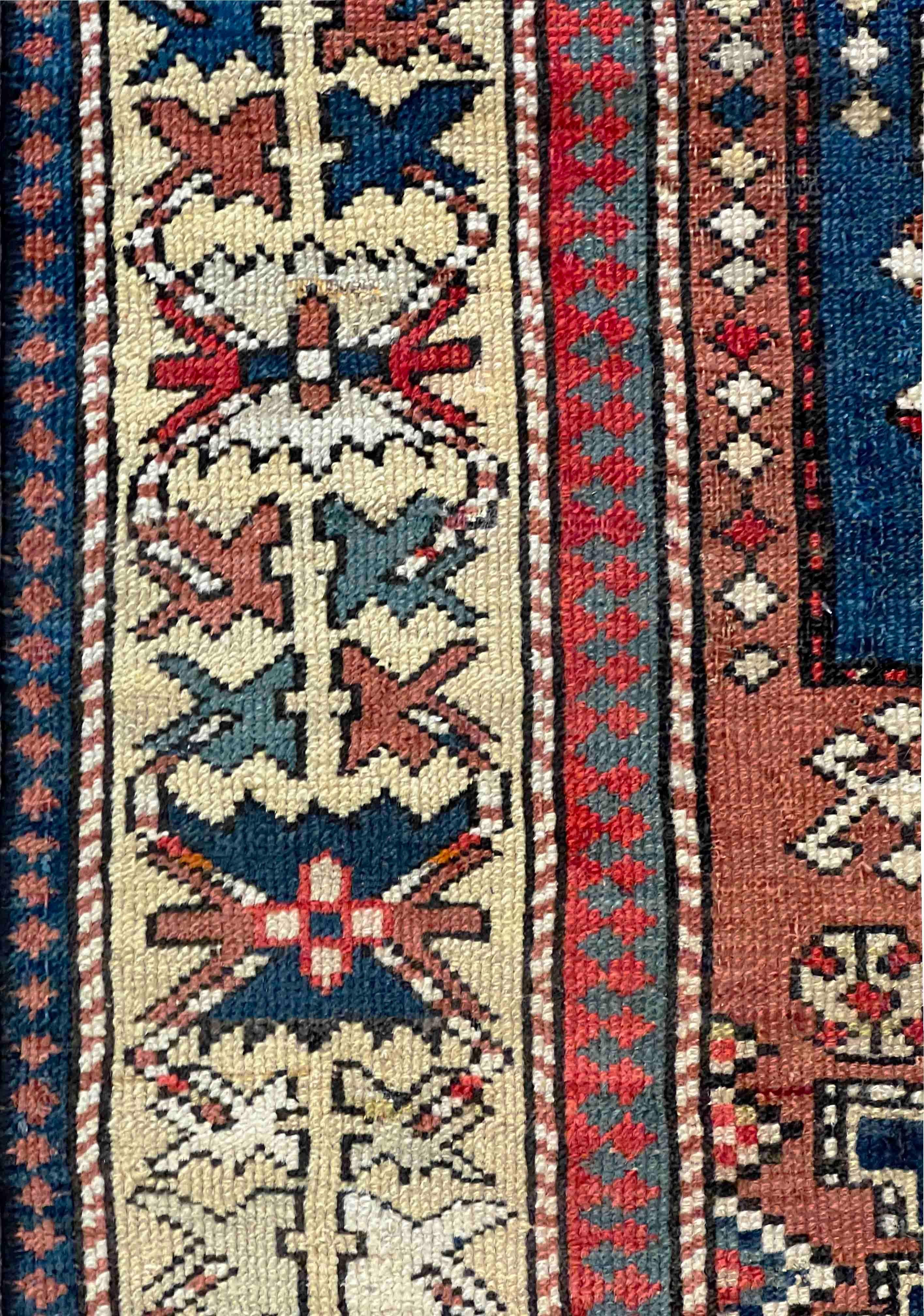636 - Tapis Lesghi de Russie. 19ème siècle en vente 2