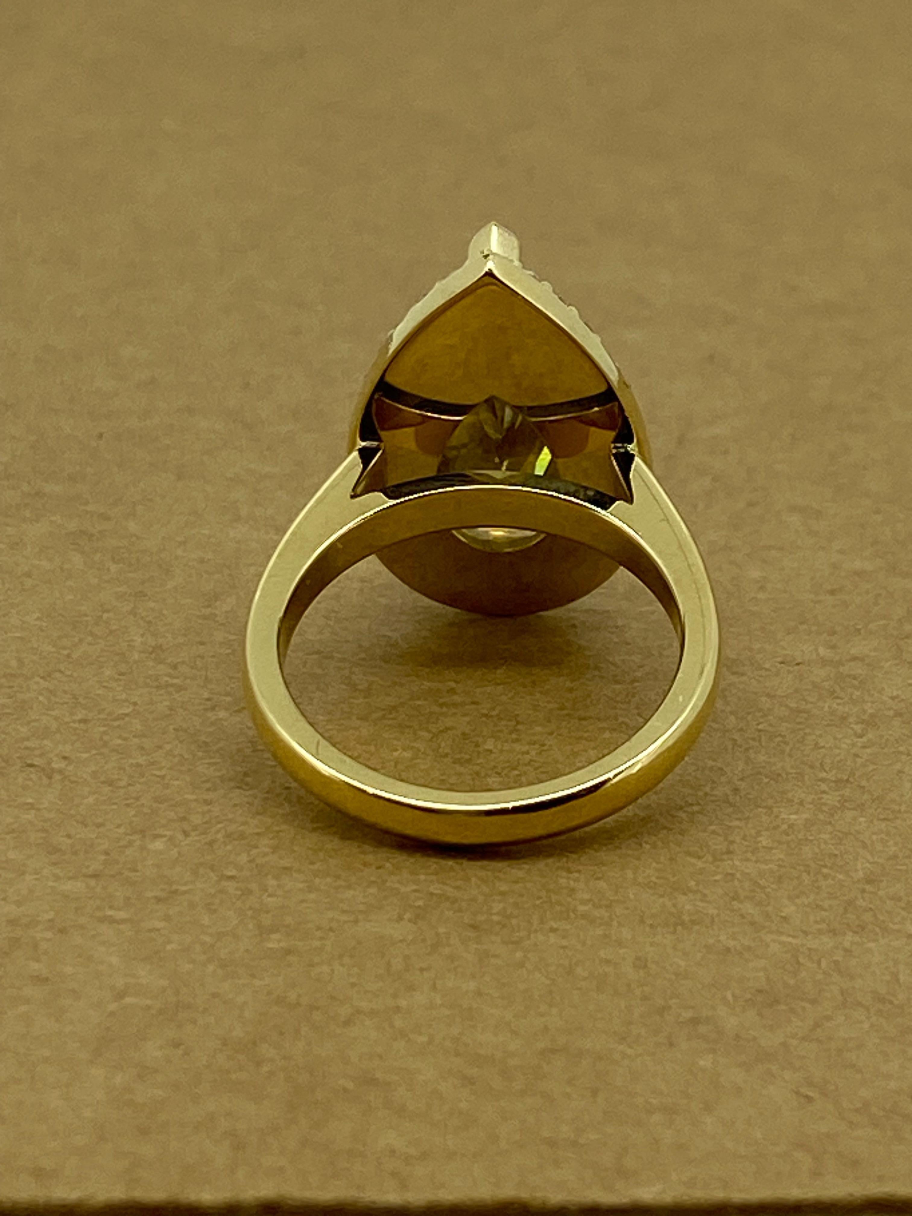 6.36ct Fancy Brownish Yellow Natural Pear Cut Diamond Ring in 18K Yellow Gold In Excellent Condition For Sale In MELBOURNE, AU