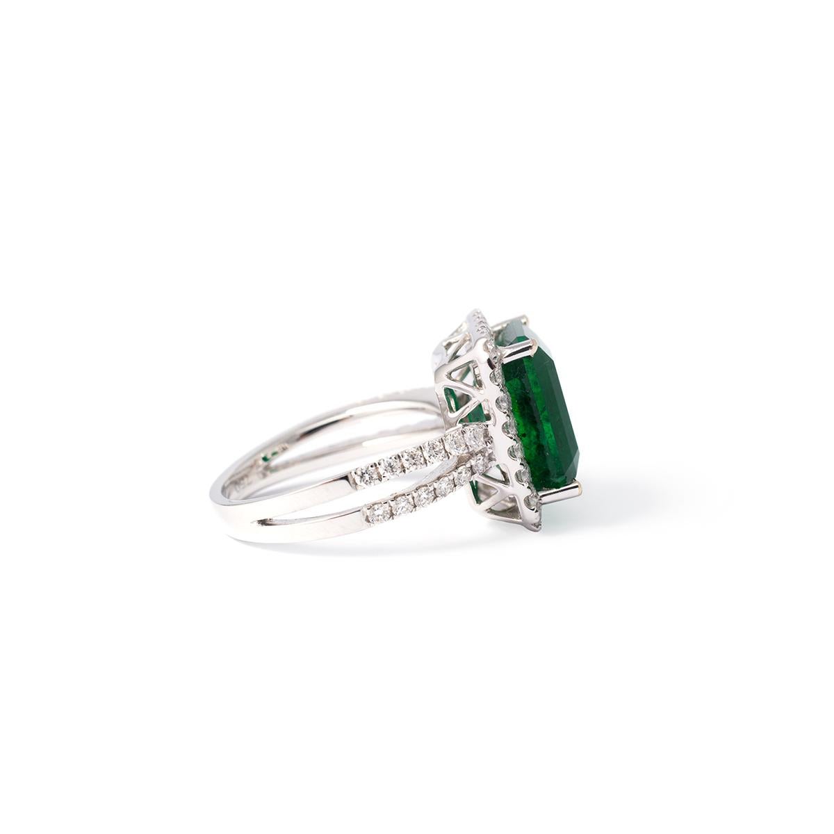 6,37 Karat Smaragd-Diamantring () 4