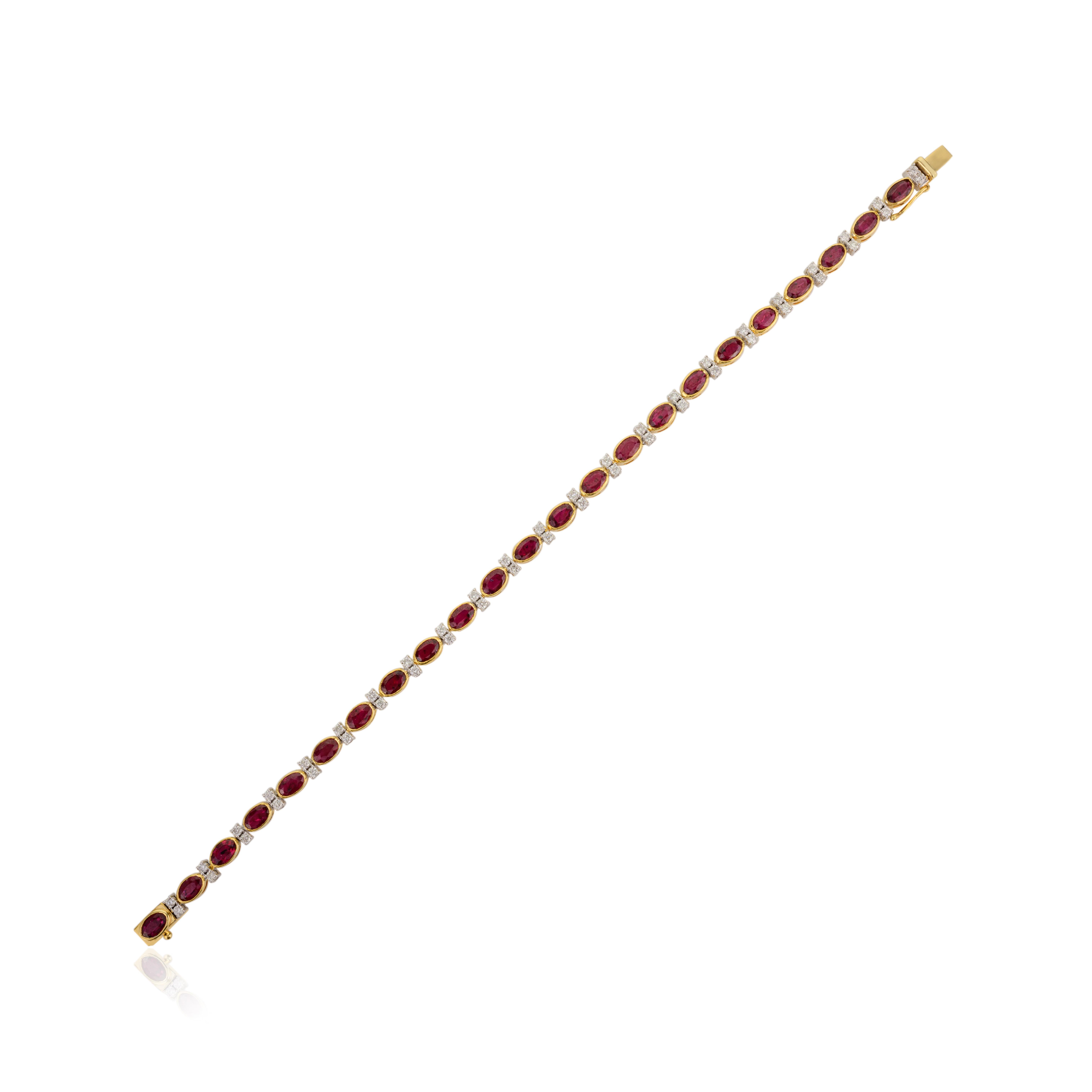 Tennisarmband aus 18 Karat Gelbgold mit 6,37 Karat rotem Rubin und Diamanten Grandma Gift im Zustand „Neu“ im Angebot in New York, NY