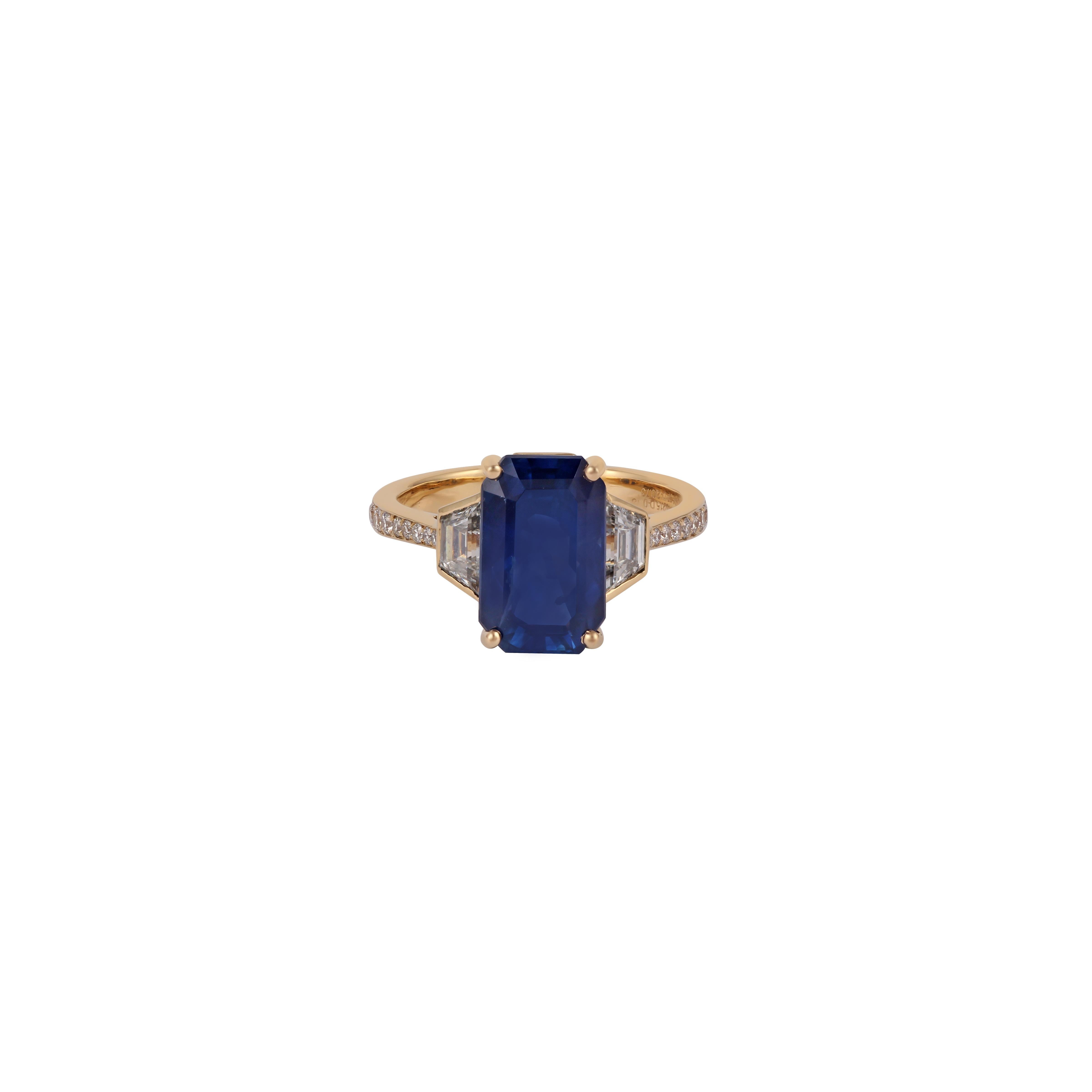 Its an exclusive Sapphire & diamond ring studded in 18k Rose gold with 1 piece of Sapphire weight 6.37 carat with 18 pieces of diamonds weight 0.89 carat this entire ring is studded in 18k Rose gold , ring size can be change as per the requirement,