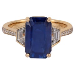 6.37 Carat Sapphire & Diamond Ring Studded in 18k Rose Gold