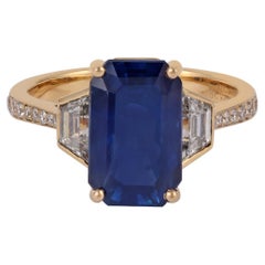 Anillo de Zafiro y Diamantes de 6,37 Quilates Tachonado en Oro Rosa de 18k