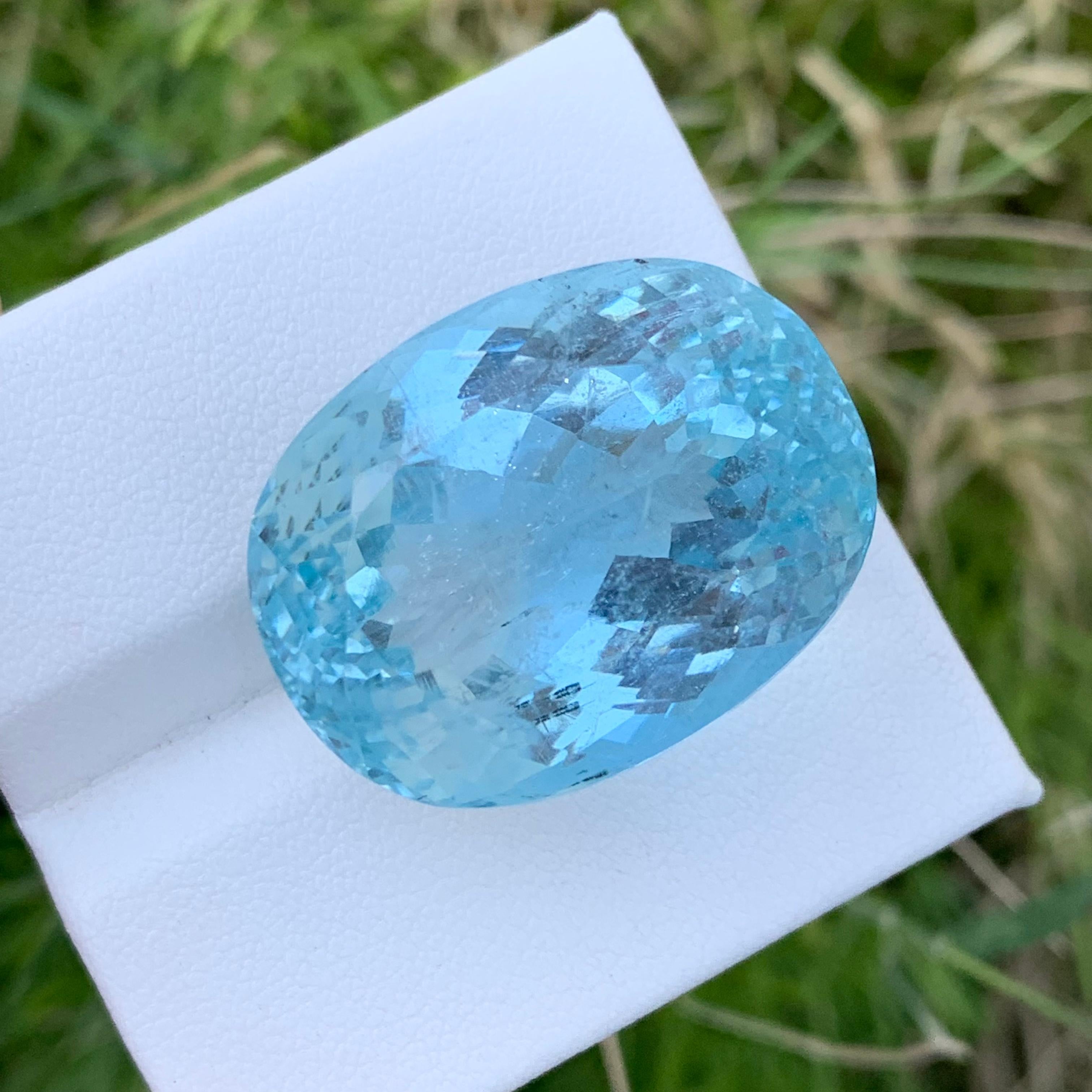 Women's or Men's 63.70 Carats Huge Natural Seafoam Blue Aquamarine Loose Gemstone March Birthday