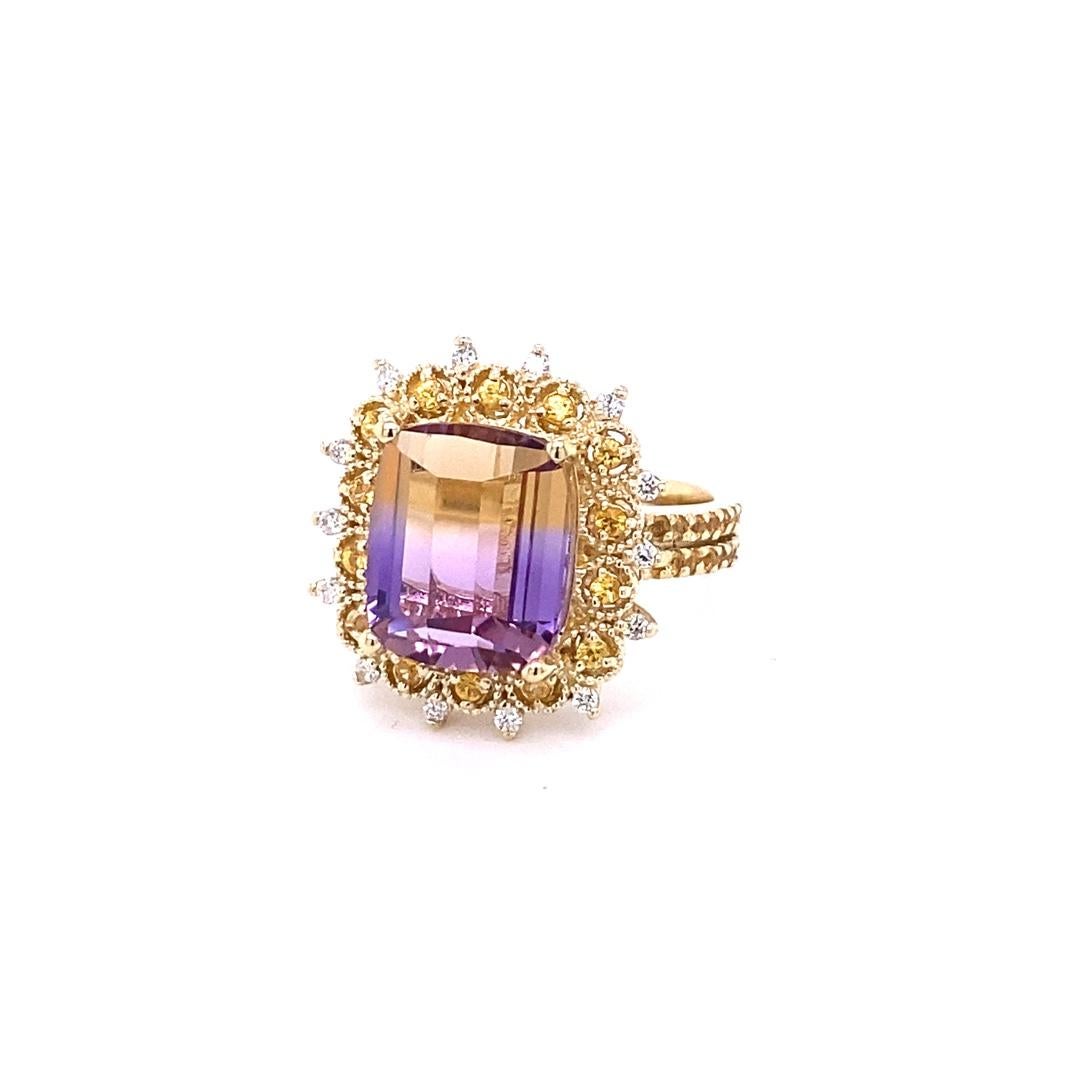 Cocktailring aus Gelbgold mit 6,38 Karat Ametrin, gelbem Saphir und Diamant (Smaragdschliff) im Angebot