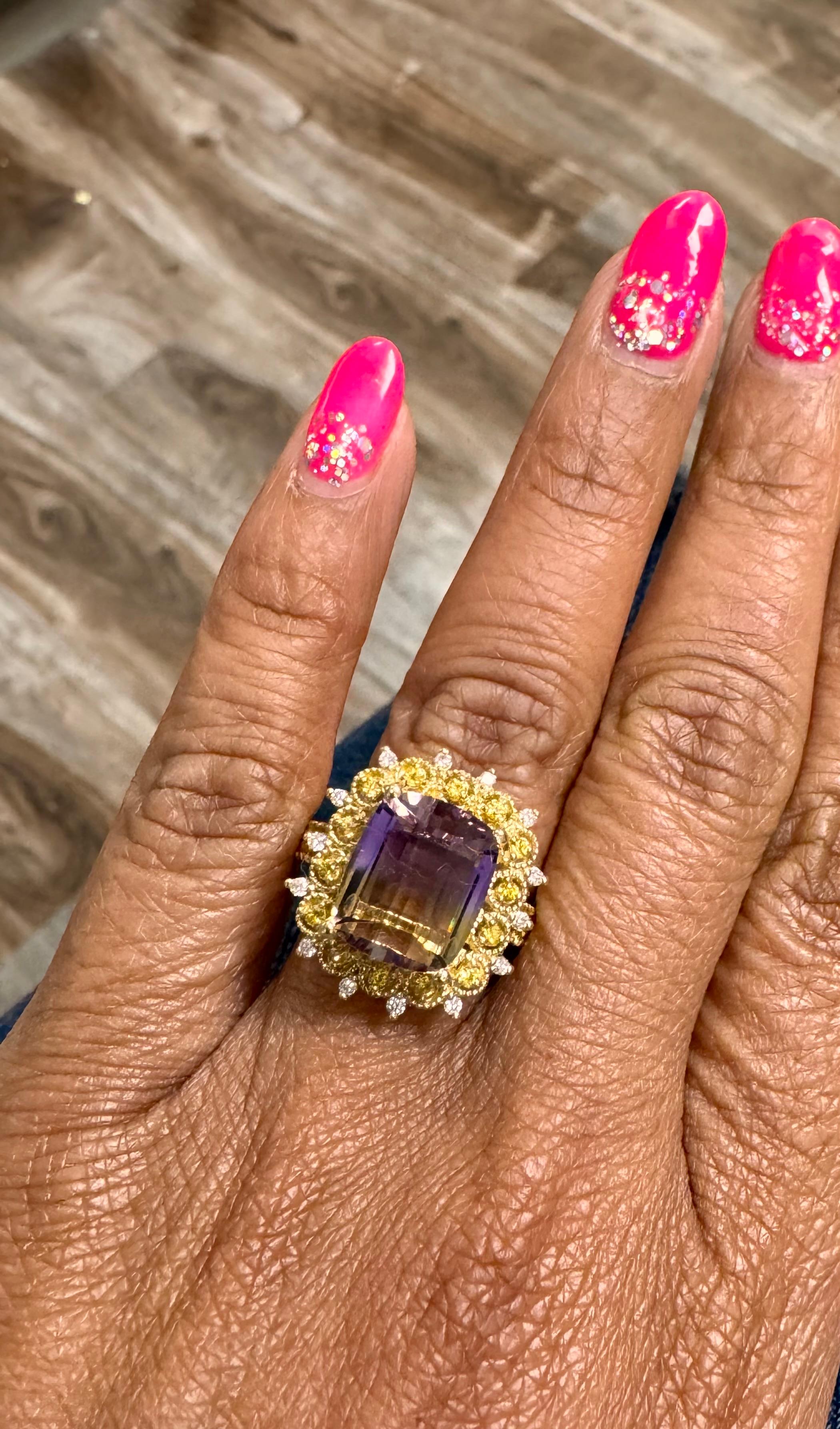 Cocktailring aus Gelbgold mit 6,38 Karat Ametrin, gelbem Saphir und Diamant im Angebot 2
