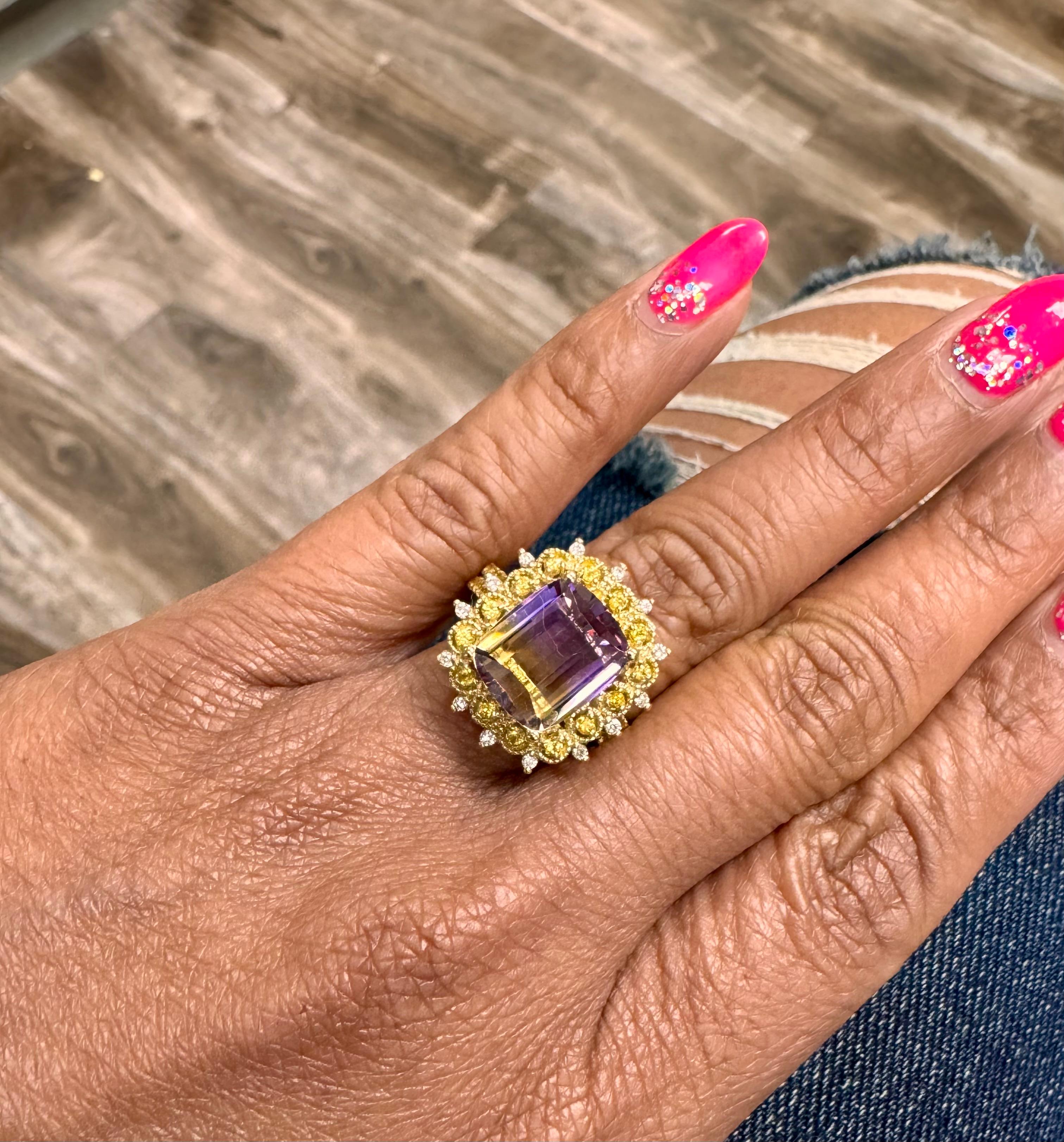 Cocktailring aus Gelbgold mit 6,38 Karat Ametrin, gelbem Saphir und Diamant im Angebot 3