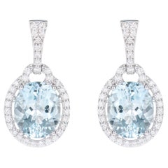 Sunita Nahata Aquamarin 6.38ct. Tropfenohrringe aus 18KWG mit Diamanten