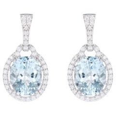 Boucles d'oreilles pendantes en or blanc 18 carats avec aigue-marine de 6,38 carats et diamant