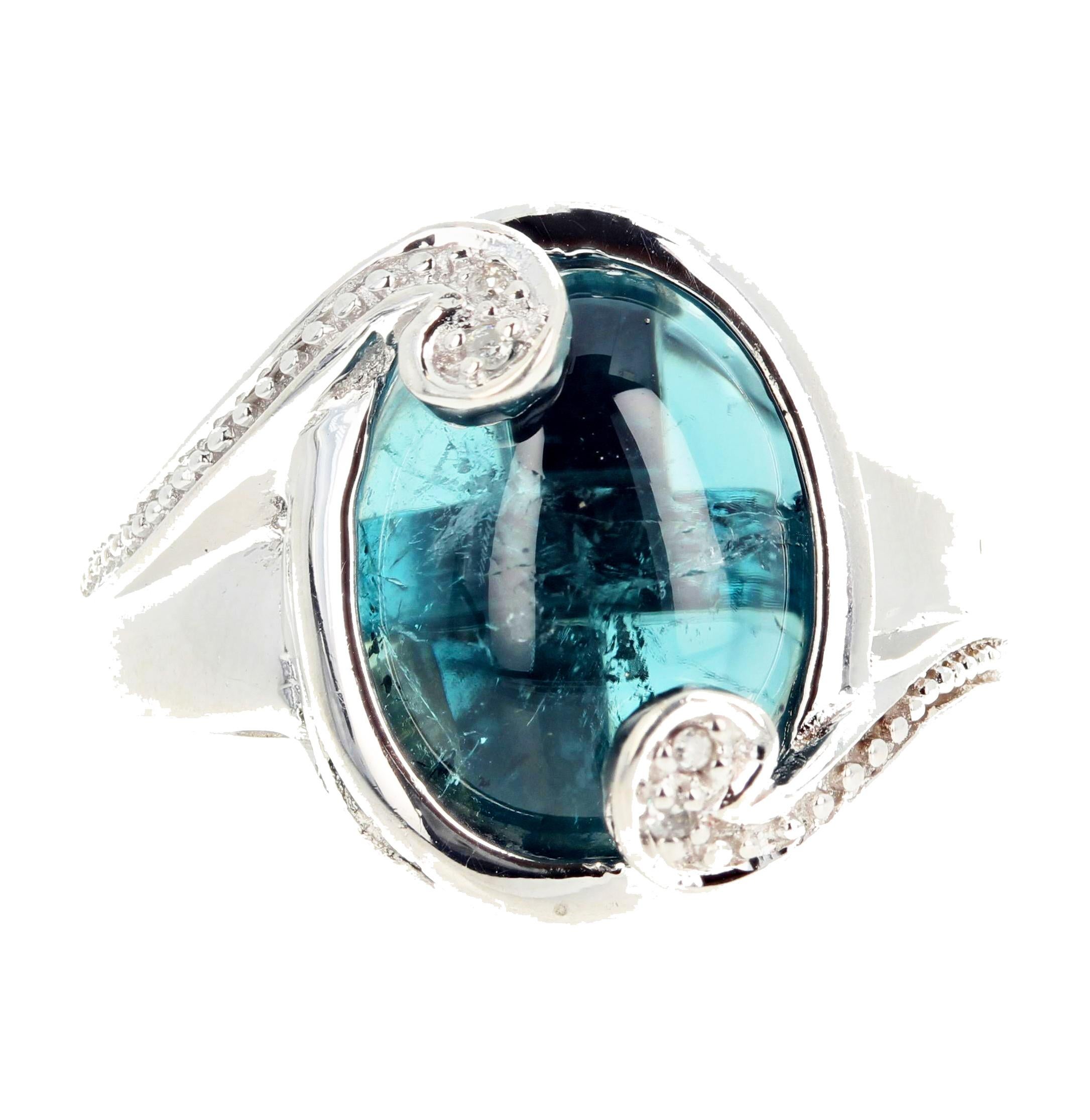 AJD Bague spectaculaire 6.38 Cts Indicolite bleue Cabochon Tourmaline & Diamants Neuf - En vente à Raleigh, NC