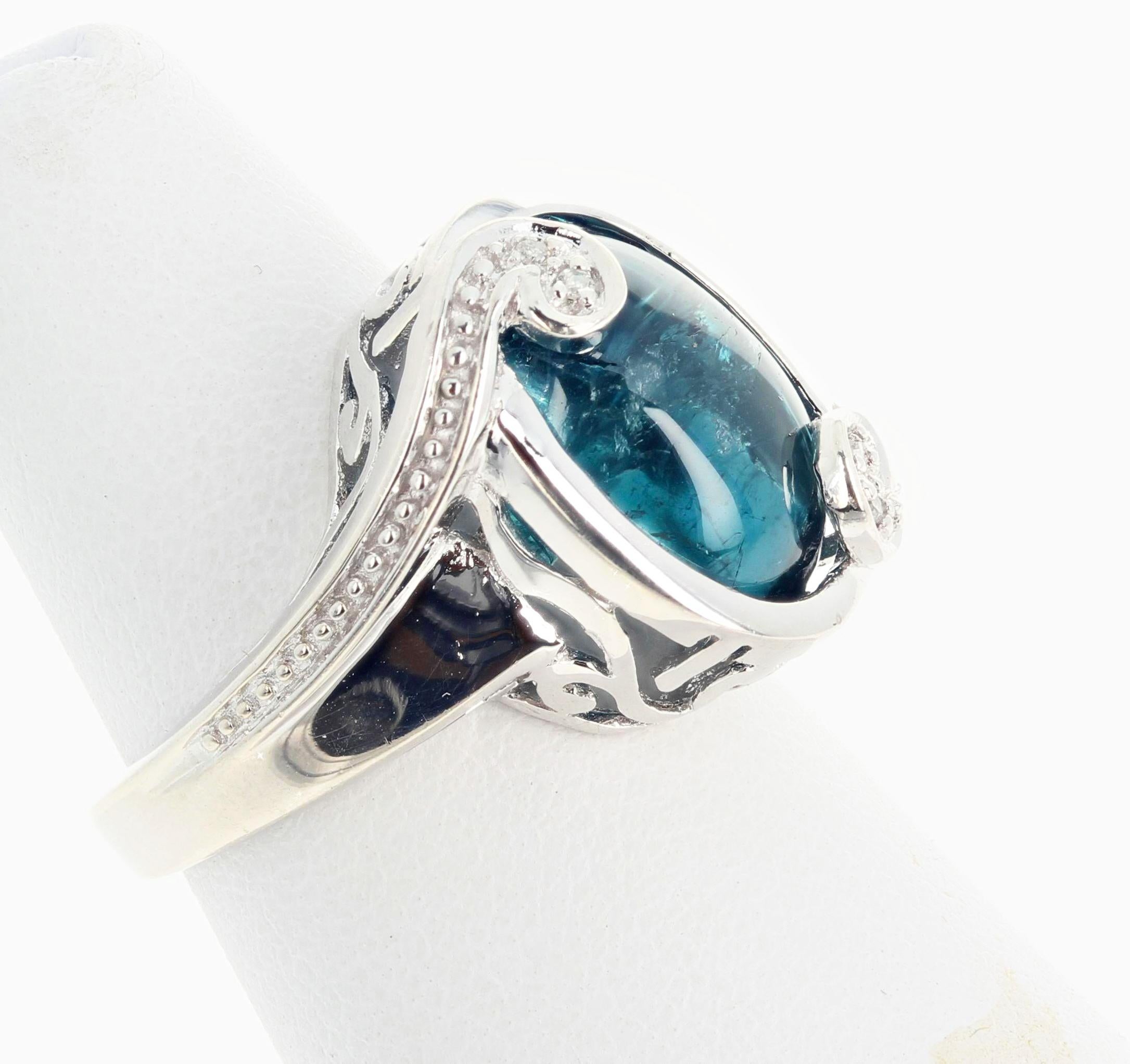 AJD Bague spectaculaire 6.38 Cts Indicolite bleue Cabochon Tourmaline & Diamants Unisexe en vente