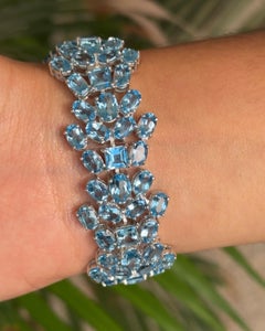 Bracelet de mariage large pour femmes en argent sterling 925 avec topaze bleue de 63,80 carats