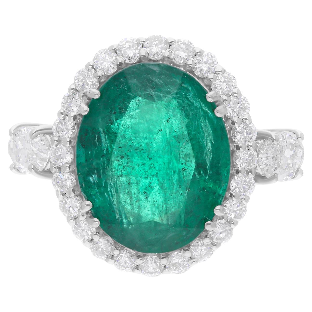 Im Angebot: 6,38ct natürlichen Smaragd Diamant Halo 18k Weißgold Geburtsstein Verlobungsring ()