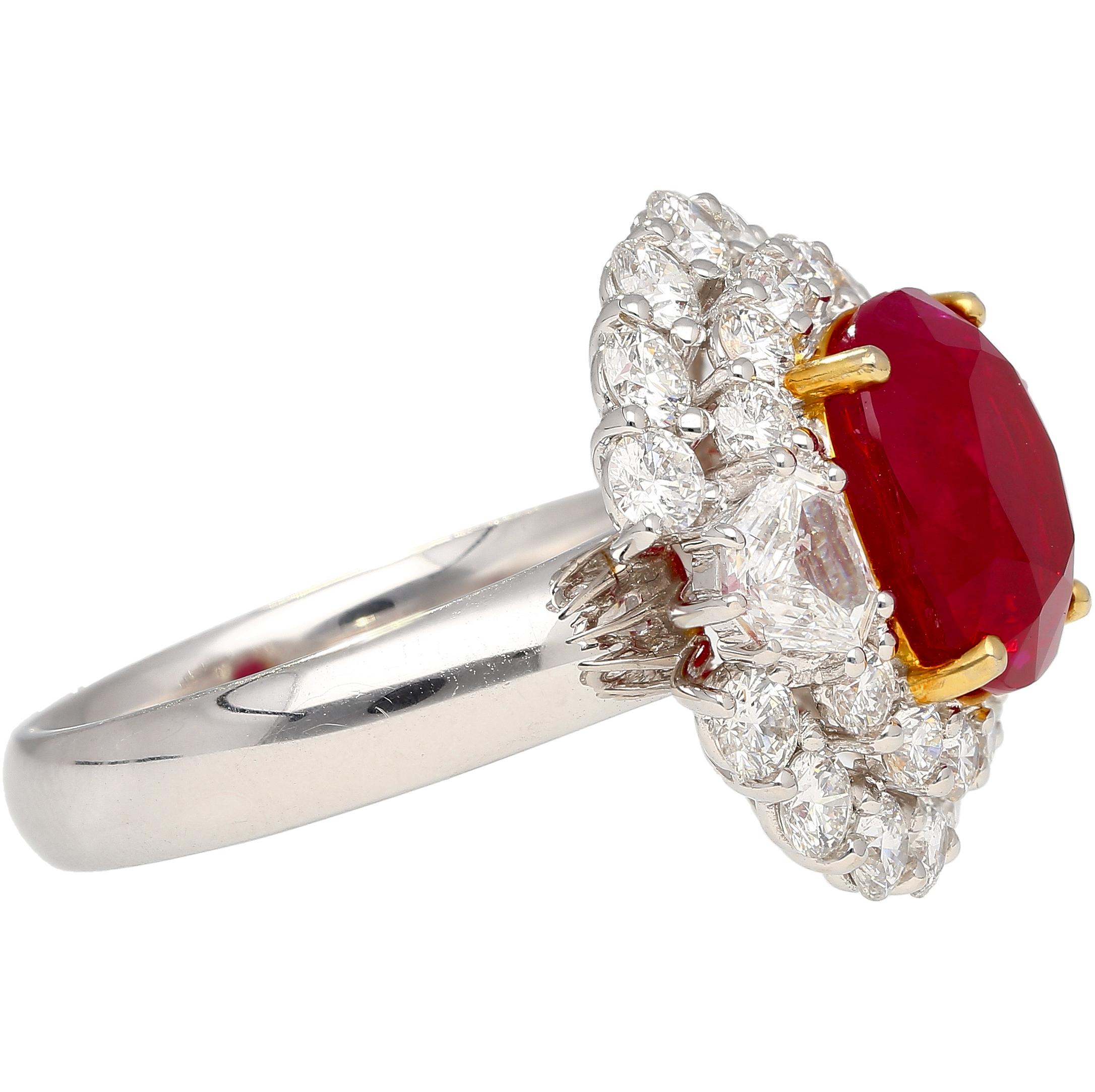6,39 Karat Vivid Red 