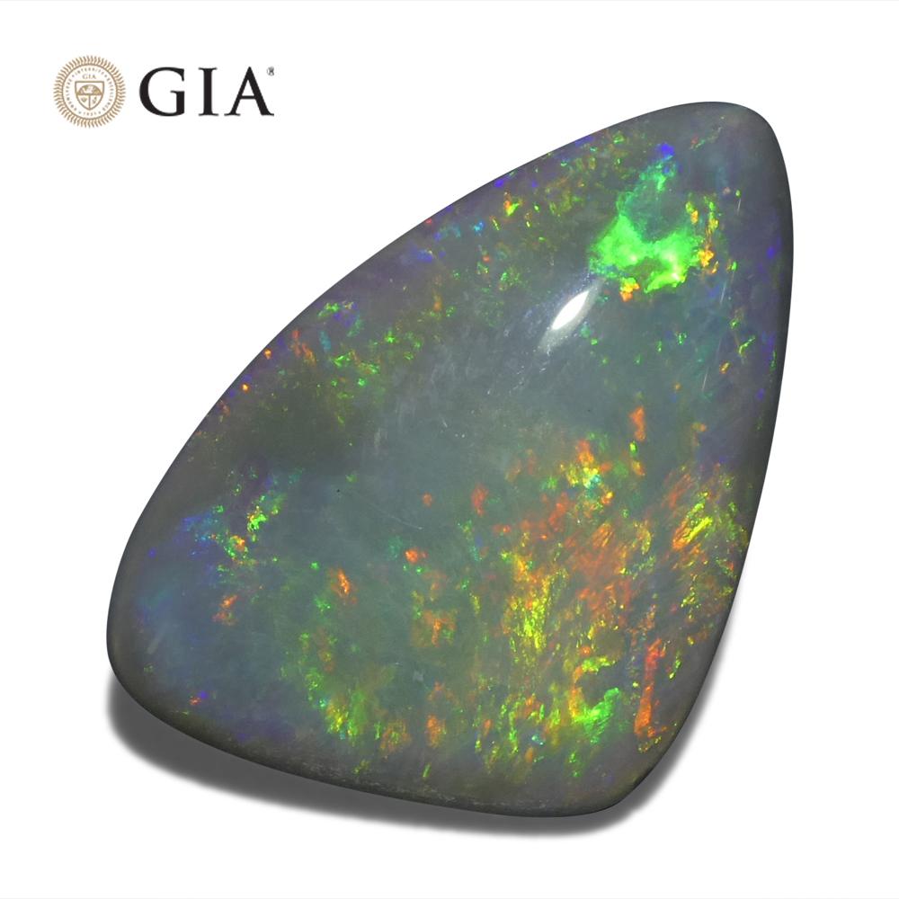 6,39 Karat Freiform Grauer Opal GIA zertifiziert Australien   für Damen oder Herren im Angebot