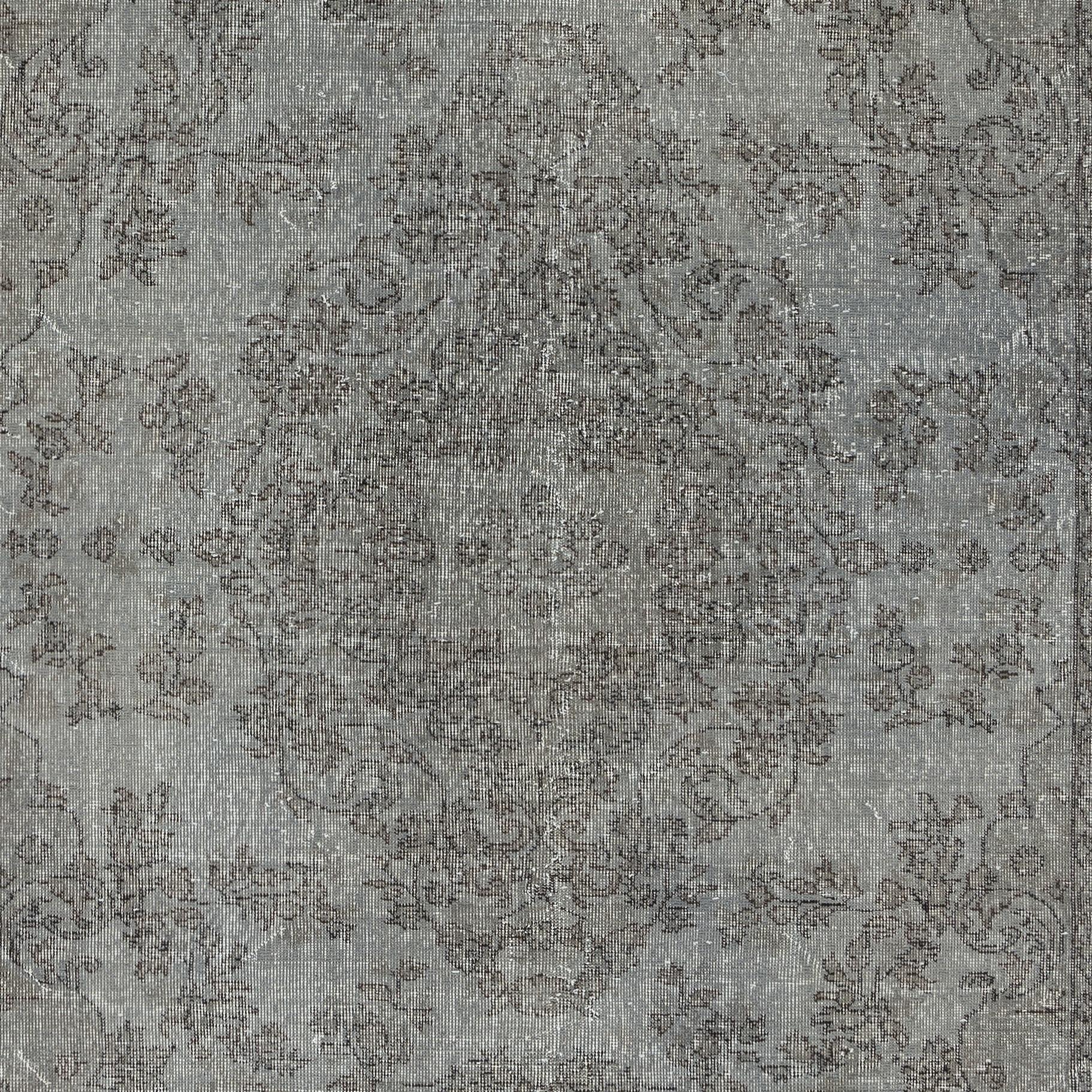 6.3x10 Ft Gray Overdyed Vintage Rug für moderne Innenräume. Handgeknüpft in der Türkei (Türkisch) im Angebot