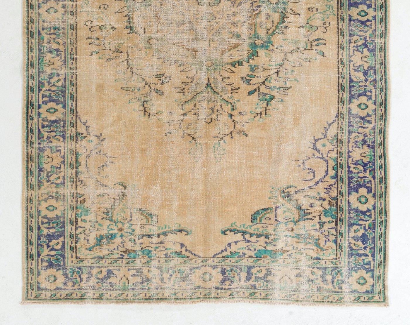 Oushak Fine Hand-Knotted 1950s Anatolian Turkish Area Rug for Home & Office For Sale