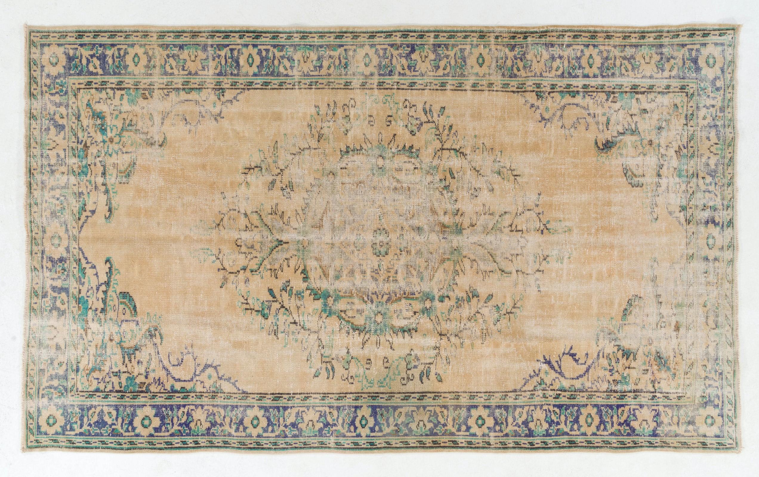 20th Century Fine Hand-Knotted 1950s Anatolian Turkish Area Rug for Home & Office For Sale