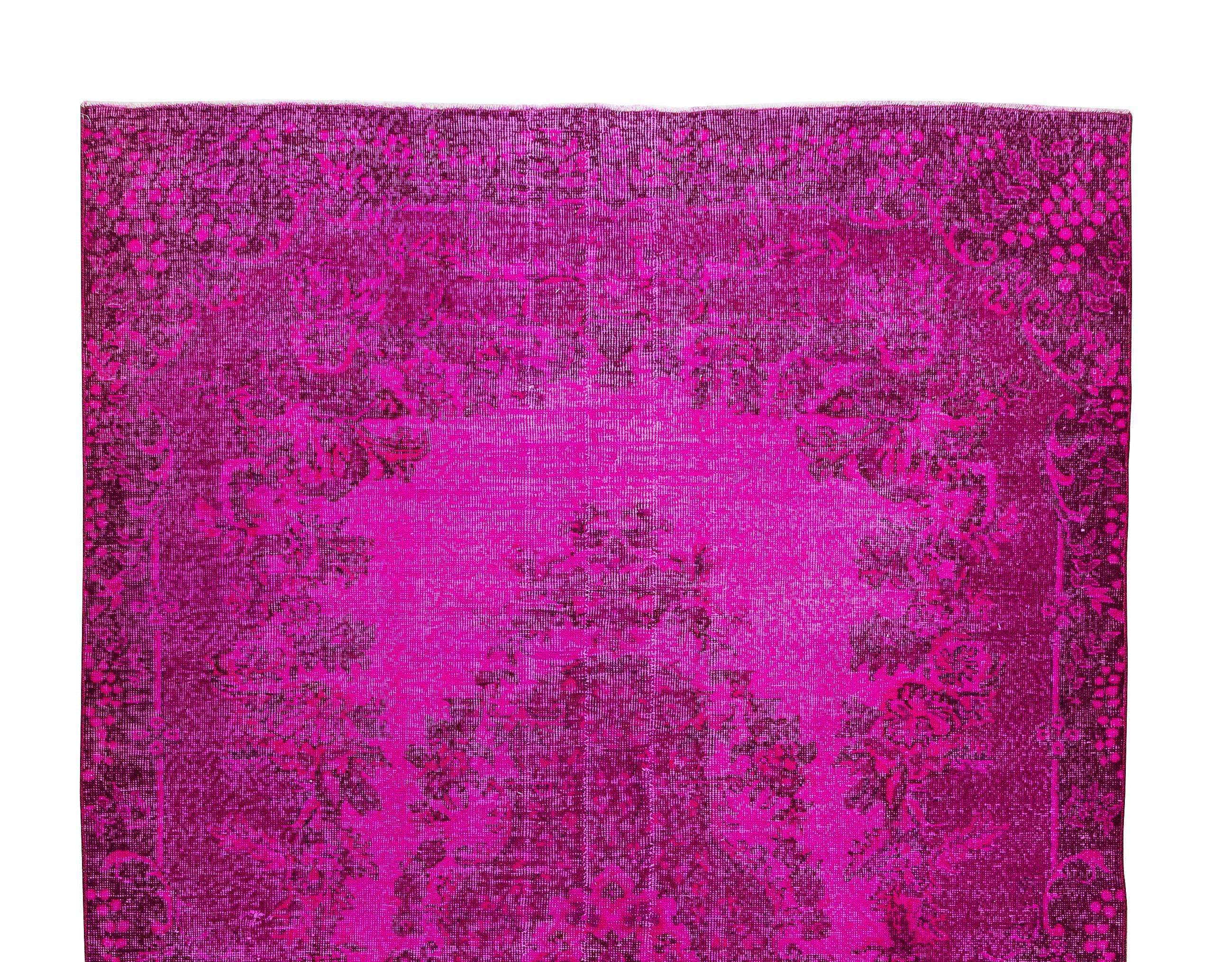 Turkish Handmade 1960s Authentic Rug in Hot Pink for Modern Interior In Good Condition For Sale In Philadelphia, PA