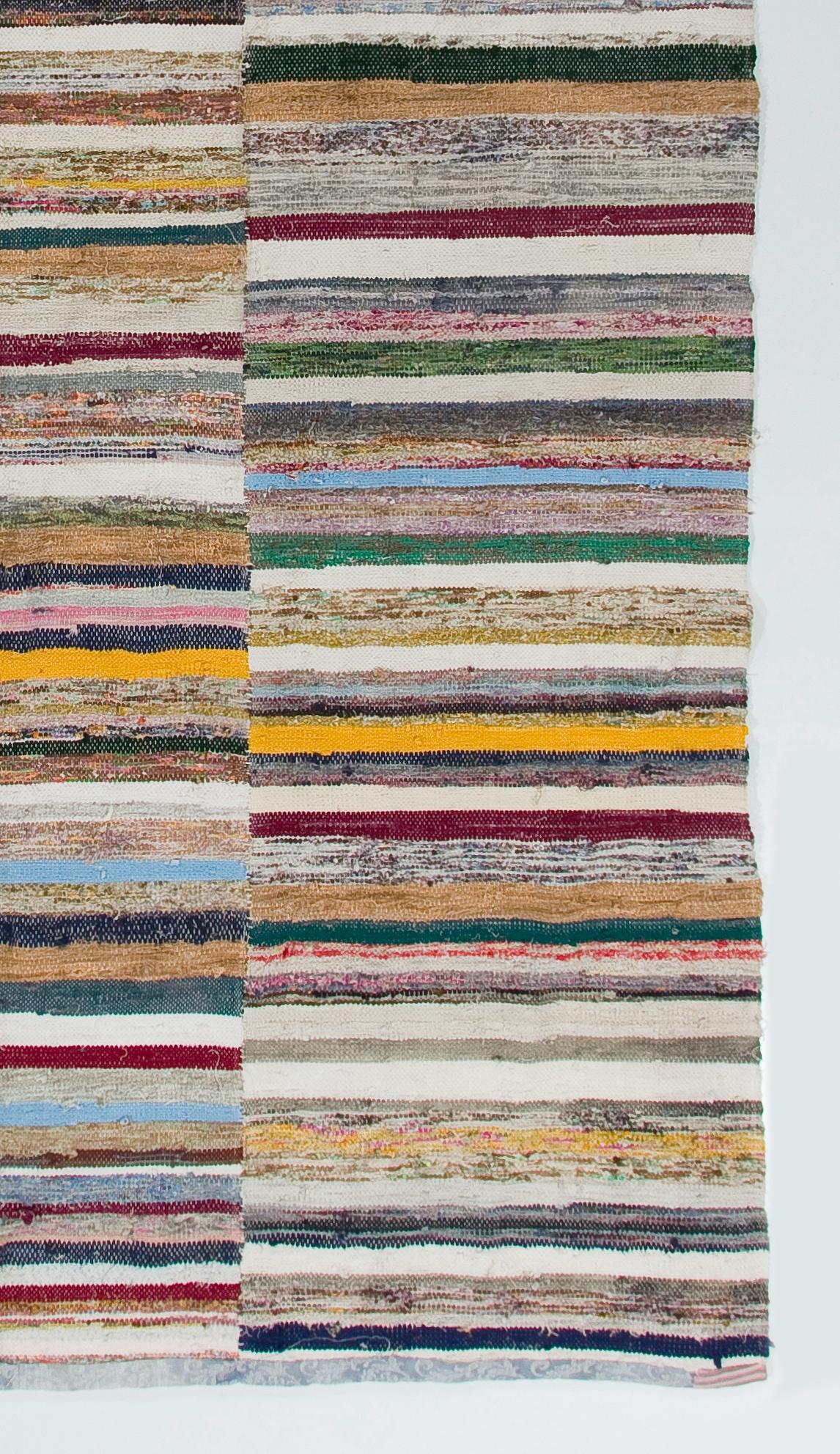 Colorful Vintage Banded Cotton Kilim, Flat-Weave Rag Rug, Adjustable In Good Condition For Sale In Philadelphia, PA