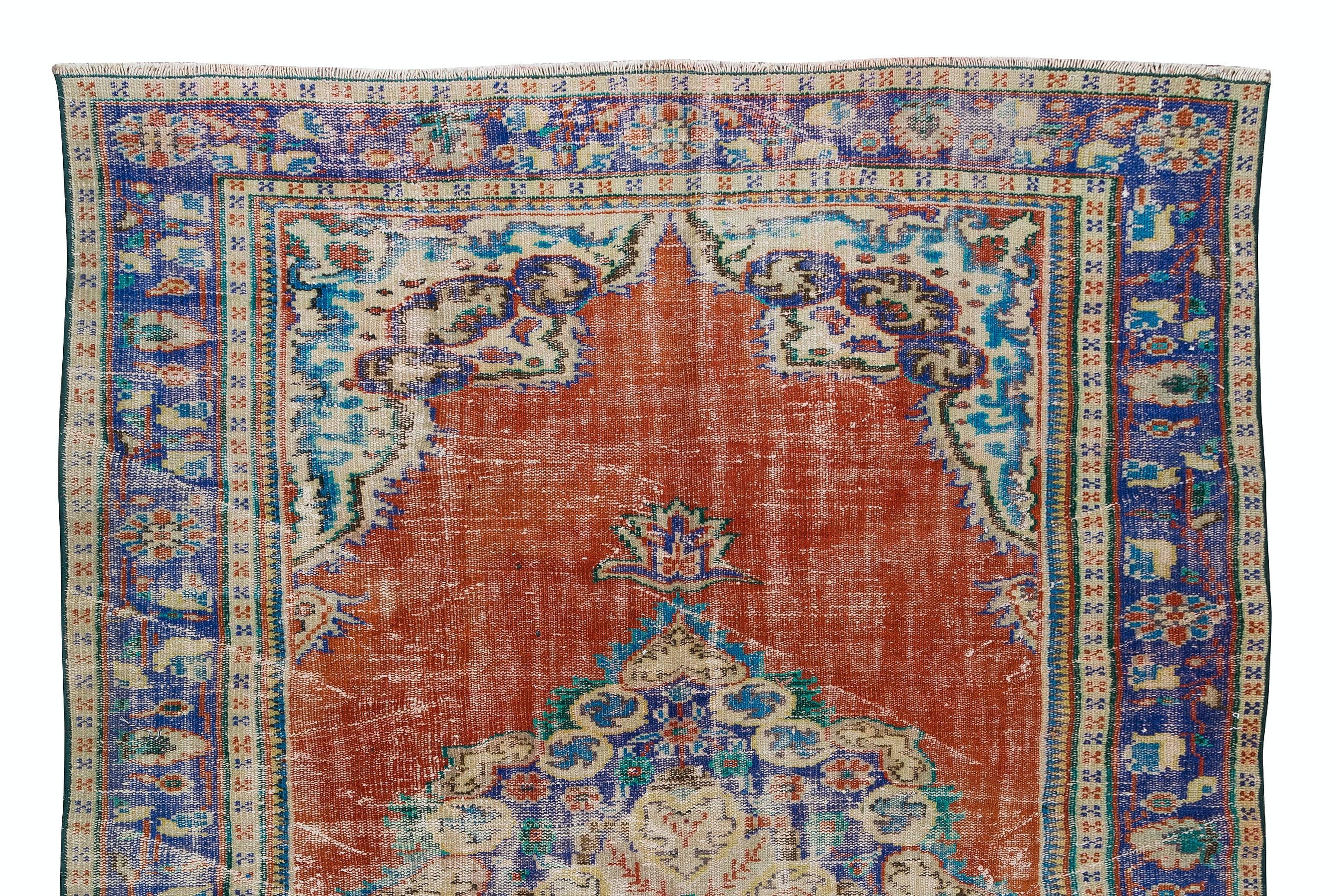 Turkish 6.3x9 ft Anatolian Medallion Design Rug, circa 1960, Vintage Handmade Carpet For Sale