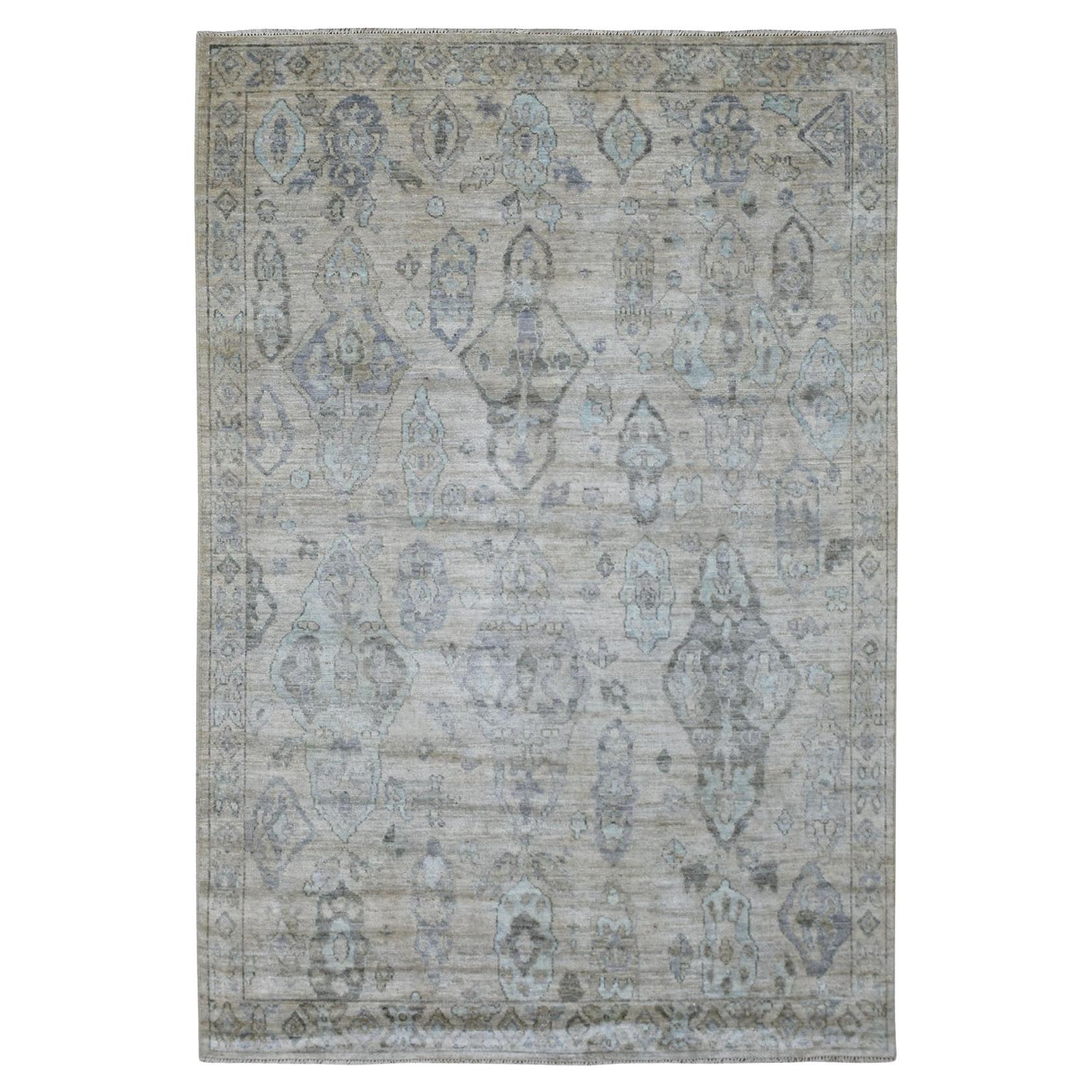 6'3"x9' Beige Angora Oushak mit geometrischem Blattdesign, handgeknüpfter Wollteppich