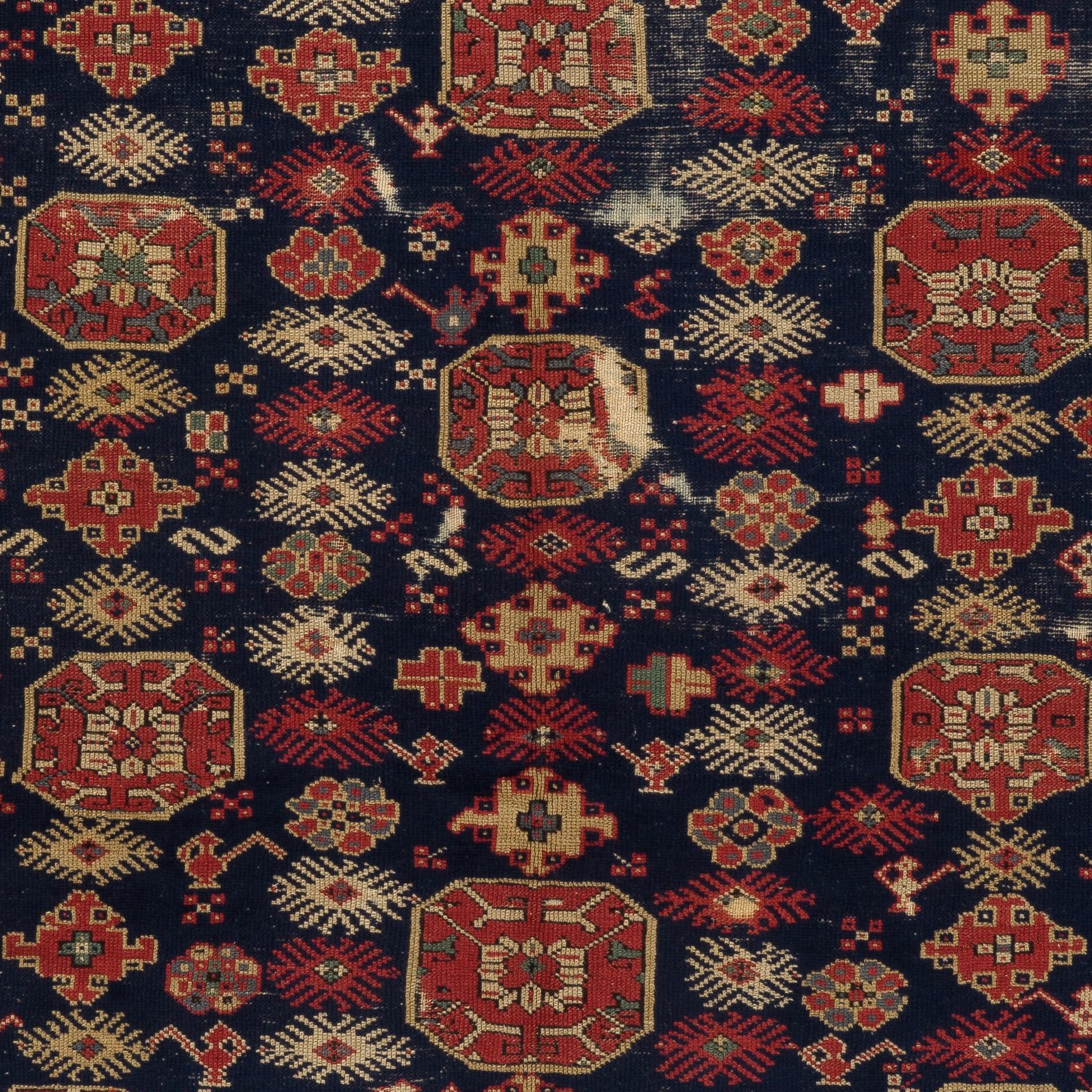 Antique Shabby Chic Turkish Rug, ca 1880
Wool pile on wool foundation. Very good condition. Sturdy and as clean as a brand new rug (deep washed professionally). 
Dimensions: 6.3 x 9 ft (190 x 275 cm)