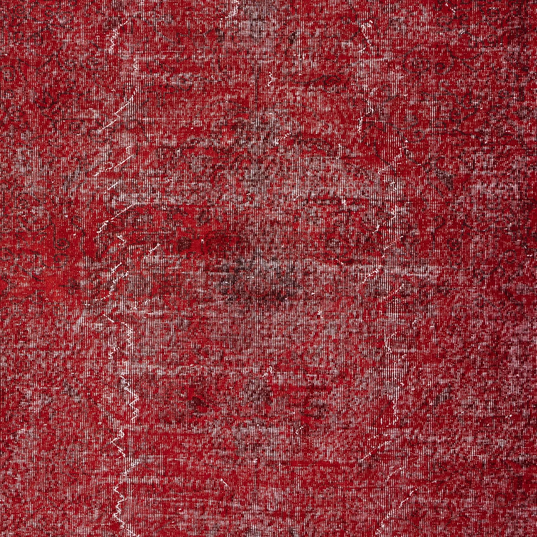 6.3x9.2 Ft Vintage Handmade Türkisch Teppich Overdyed in Rot für moderne Innenräume (Handgeknüpft) im Angebot