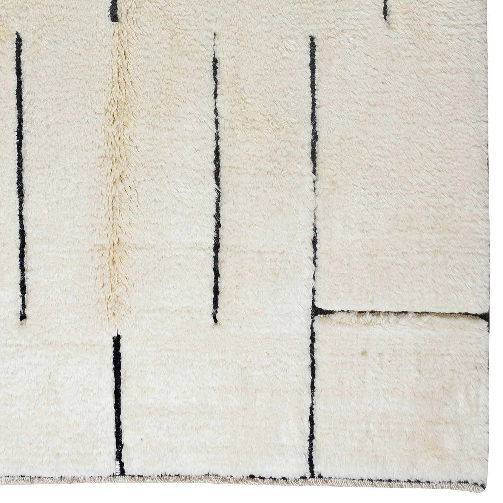 Alfombra Tulu Marroquí Moderna, 100% Lana Natural, Suave y Acogedora, Hecha a Mano, 6,3x9,6 pies en Nuevo estado para la venta en Spring Valley, NY