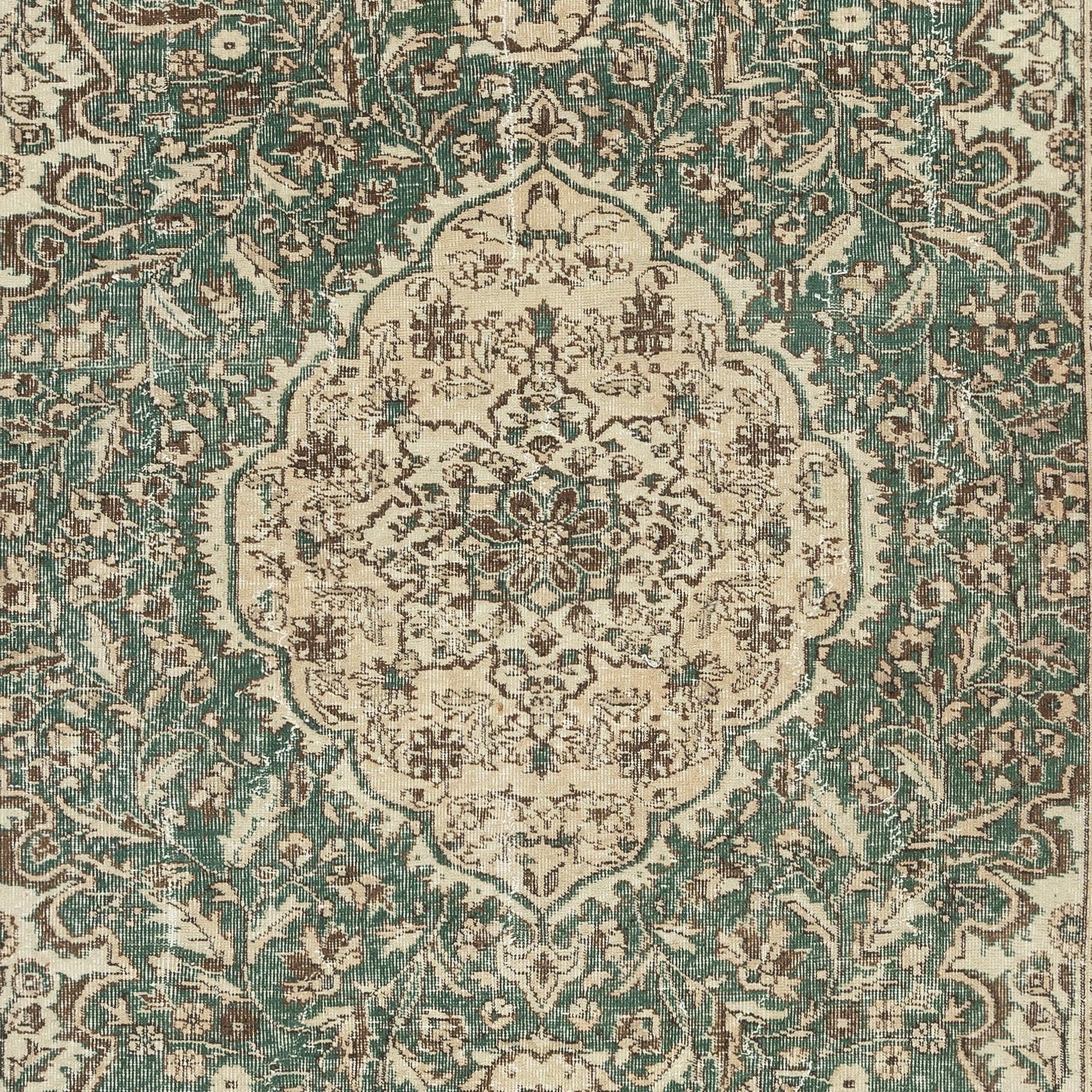 6.3x9.6 Ft Traditioneller Türkischer Wollteppich. Vintage Grüner handgeknüpfter Flächenteppich (Handgeknüpft) im Angebot