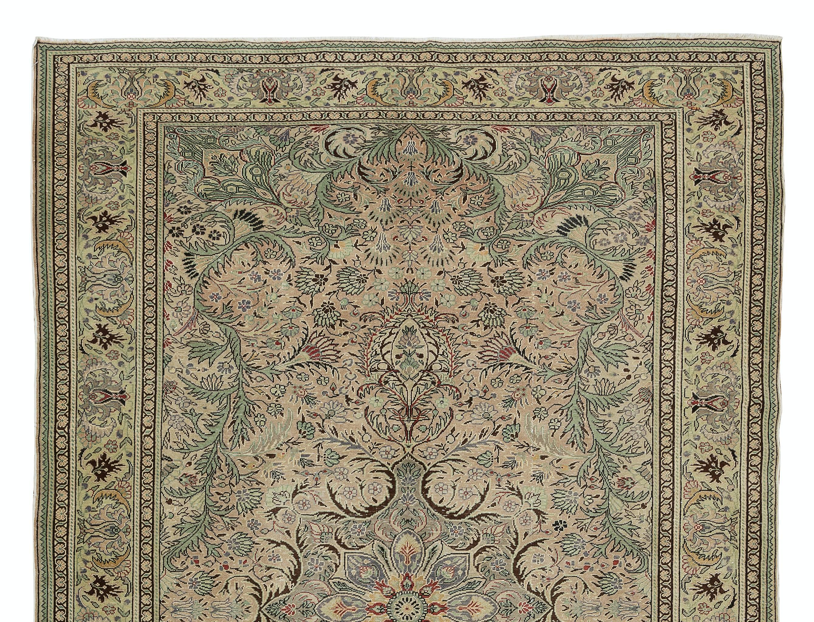 Hand-Woven 6.3x9.7 Ft Handmade Turkish Kayseri Area Rug, Medallion Design Carpet in Green For Sale