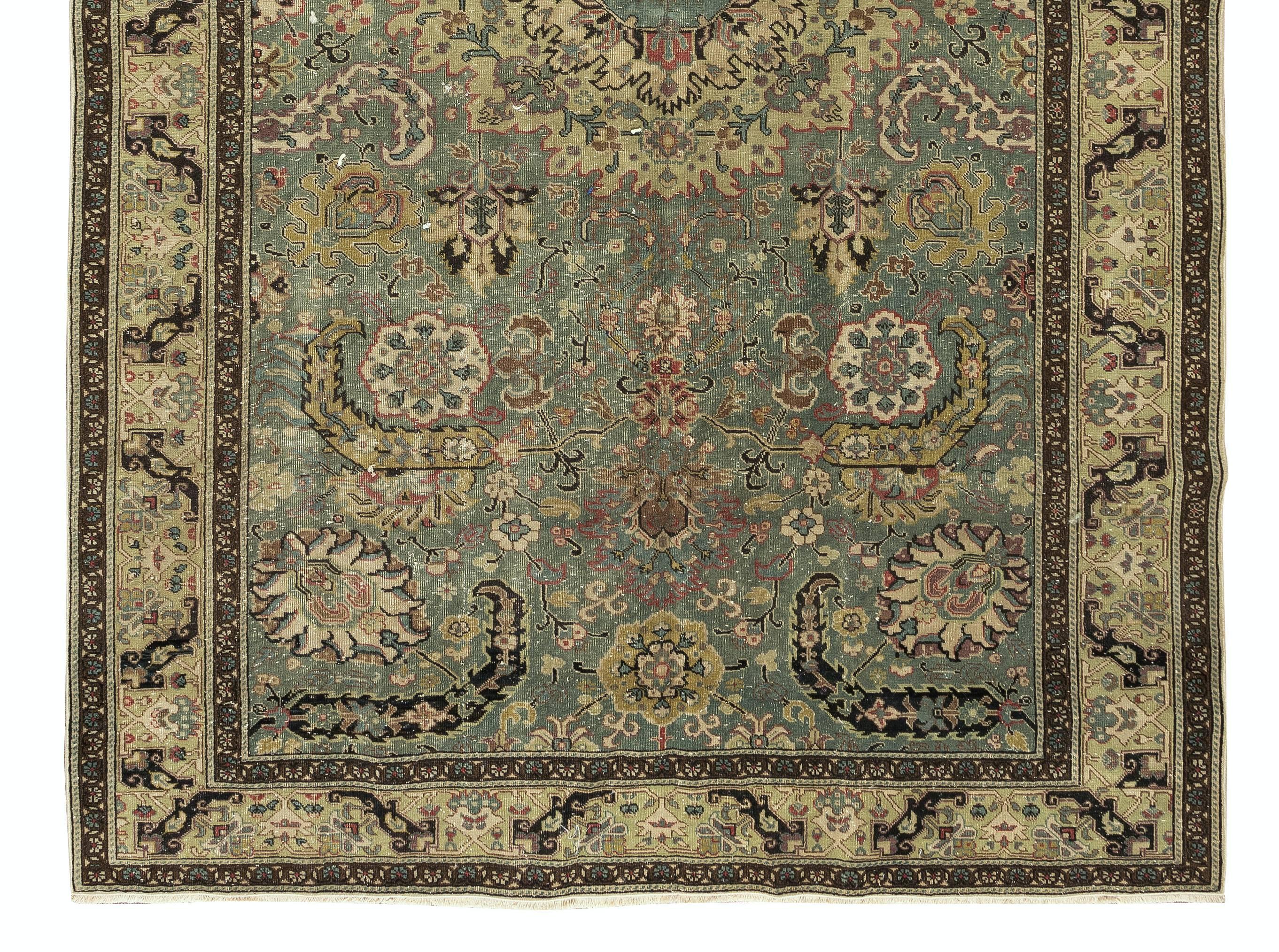 6.3x10 Ft Modern Handmade Turkish Kayseri Wool Area Rug in Shades of Green In Excellent Condition For Sale In Philadelphia, PA