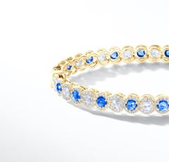 64 Facets 6.15 Carat Rose Cut Sapphire Diamond Bangle in 18 Karat Yellow Gold