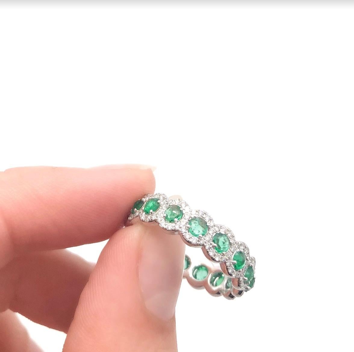 This stunning Emerald and Diamond Band from 64Facets' Elements collection embodies the light and delicate aesthetic that defines our designs. Our classic Scallop band is rendered even more spectacular with the addition of radiant rose-cut gemstones,