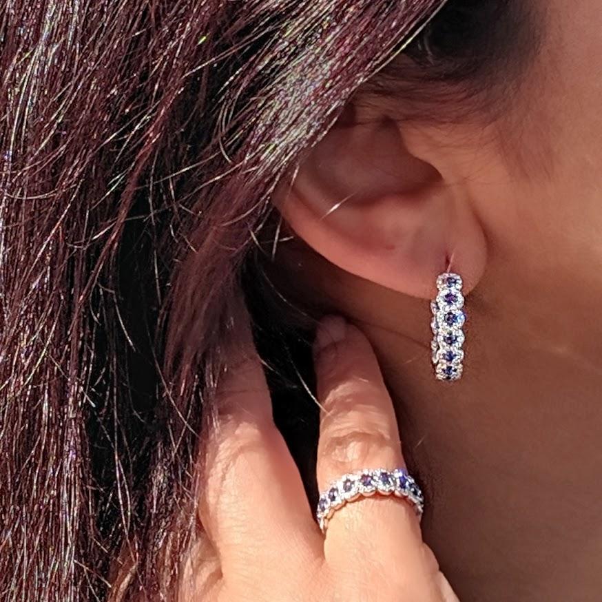 64 Facets Rose Cut Sapphire and Diamond Hoop Earrings in 18 Karat White Gold In New Condition For Sale In Los Angeles, CA