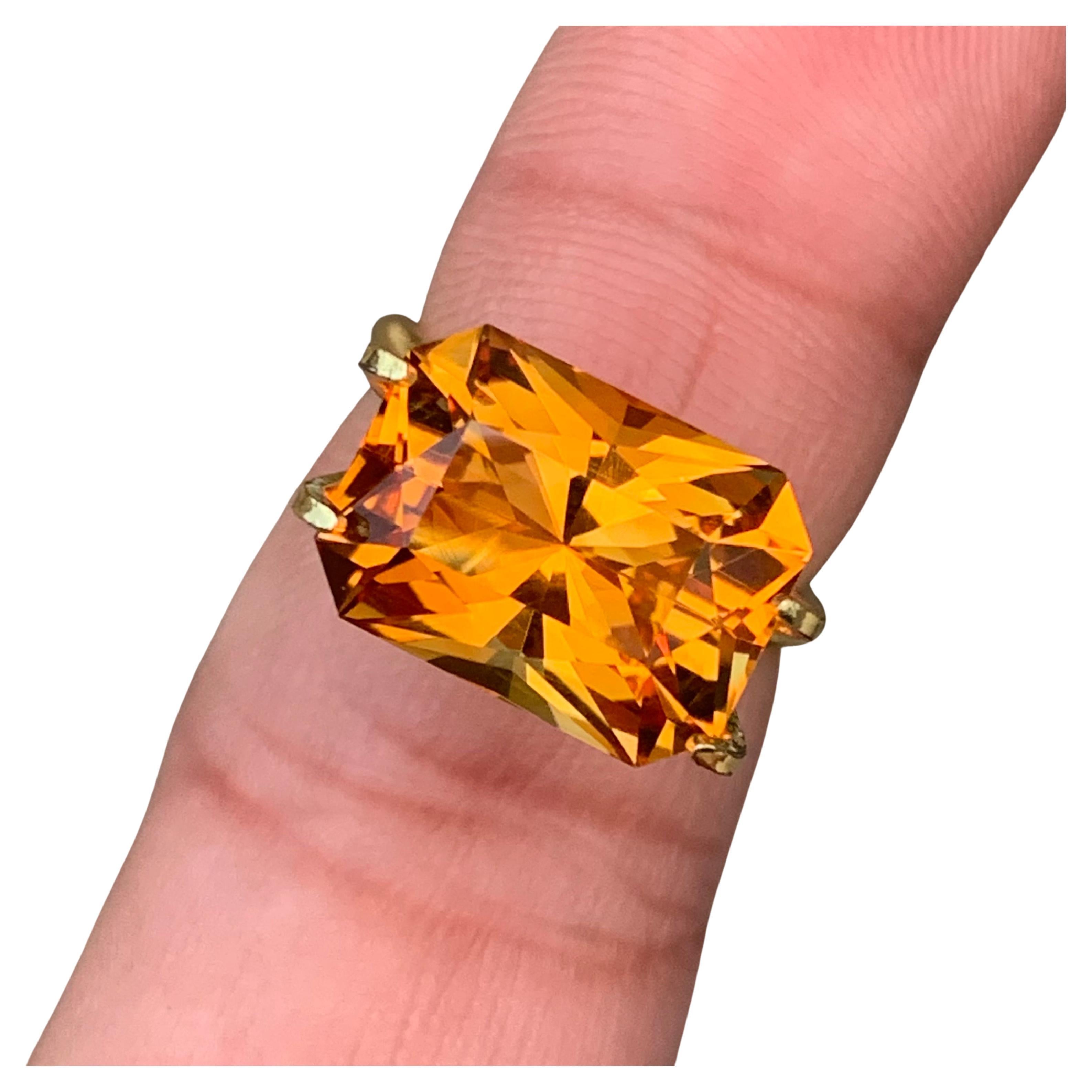 6.40 Carat Loose Orange Mandarin Citrine Gemstone for Jewelry Making For Sale