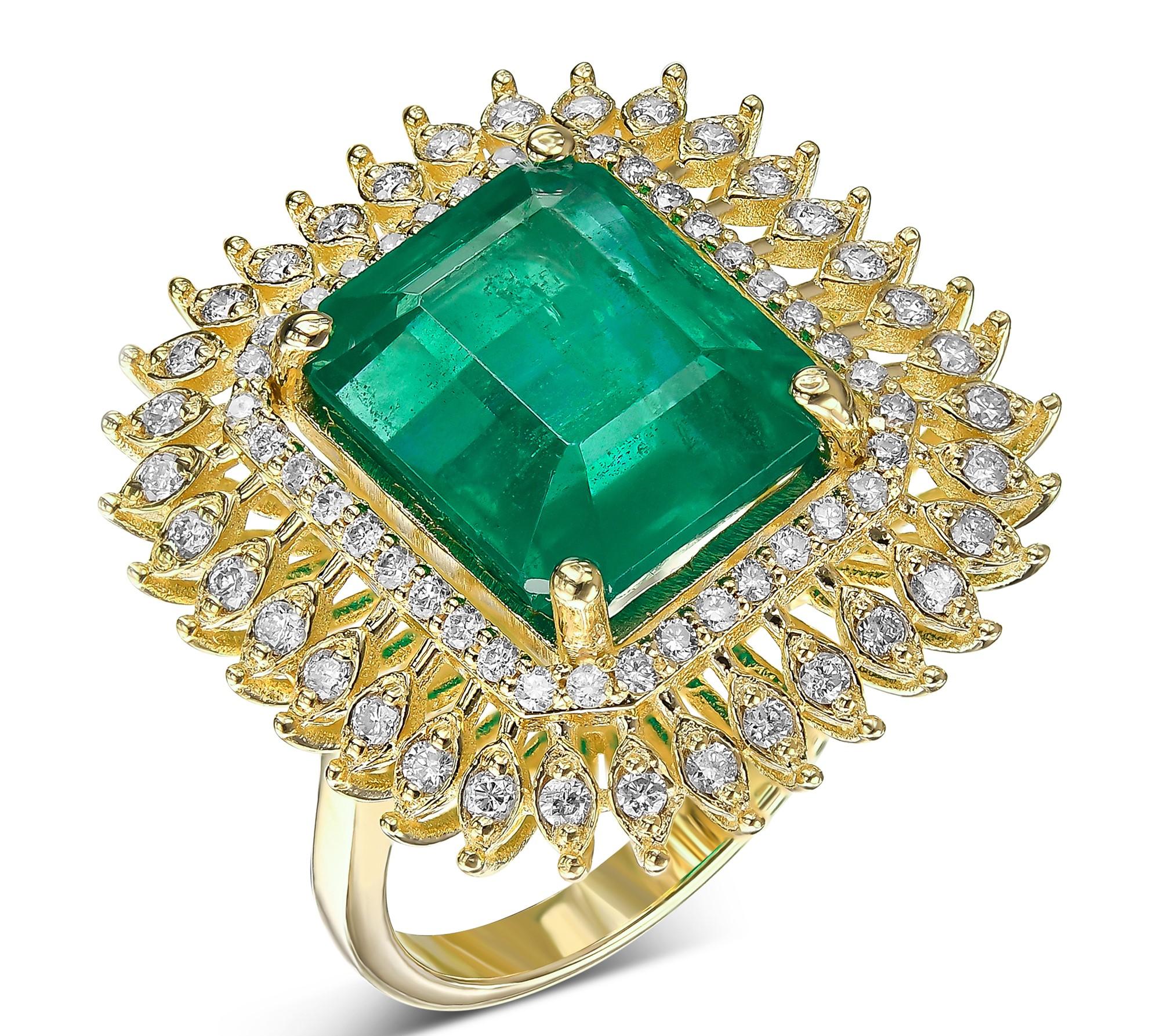 6.40 Carat Natural Emerald and 0.60 Ct Diamonds, 14 Kt.Yellow Gold, Ring In New Condition In Ramat Gan, IL