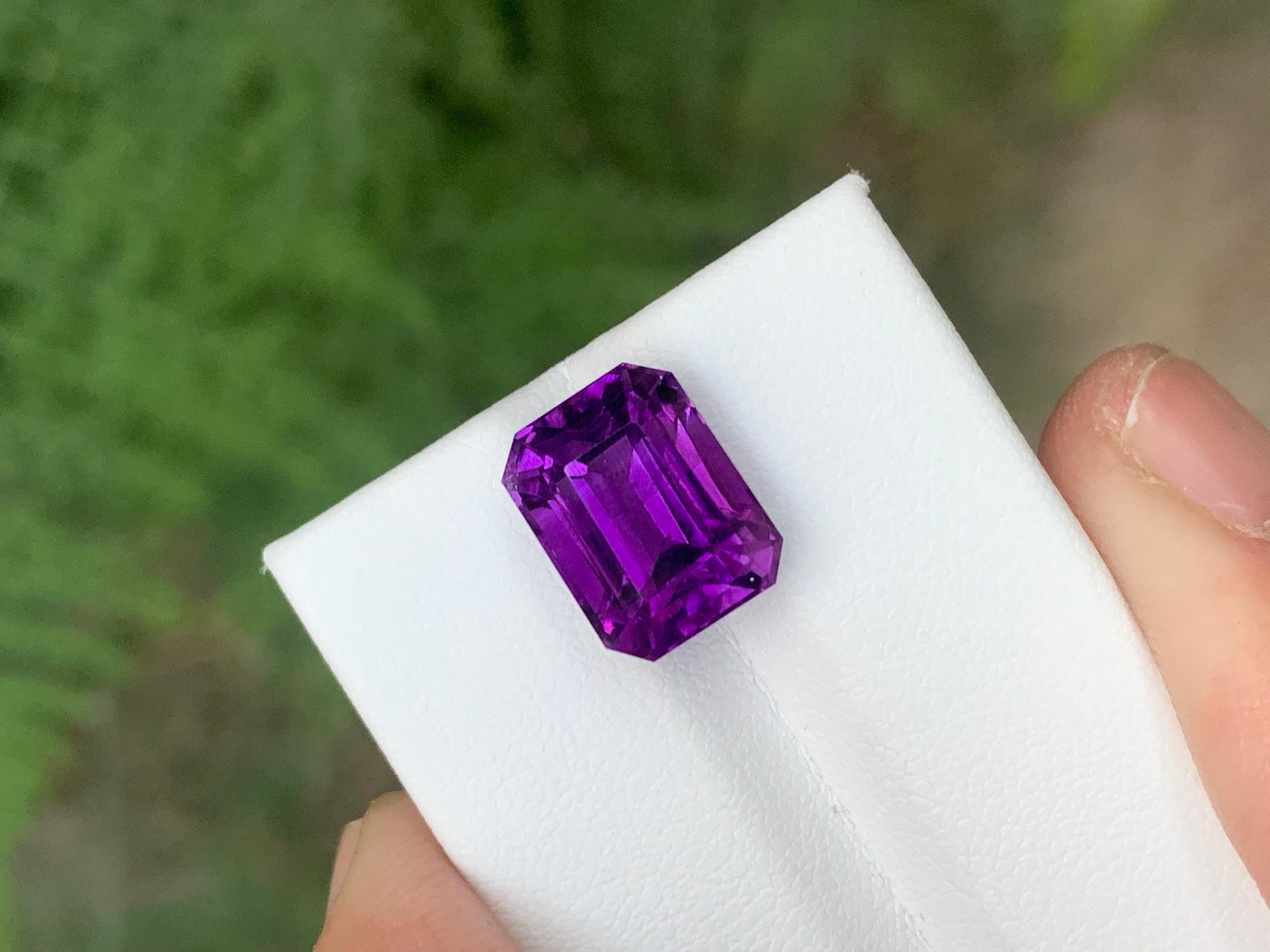 Emerald Cut 6.40 Carat Natural Loose Amethyst Emerald Shape Gemstone From Brazil For Sale