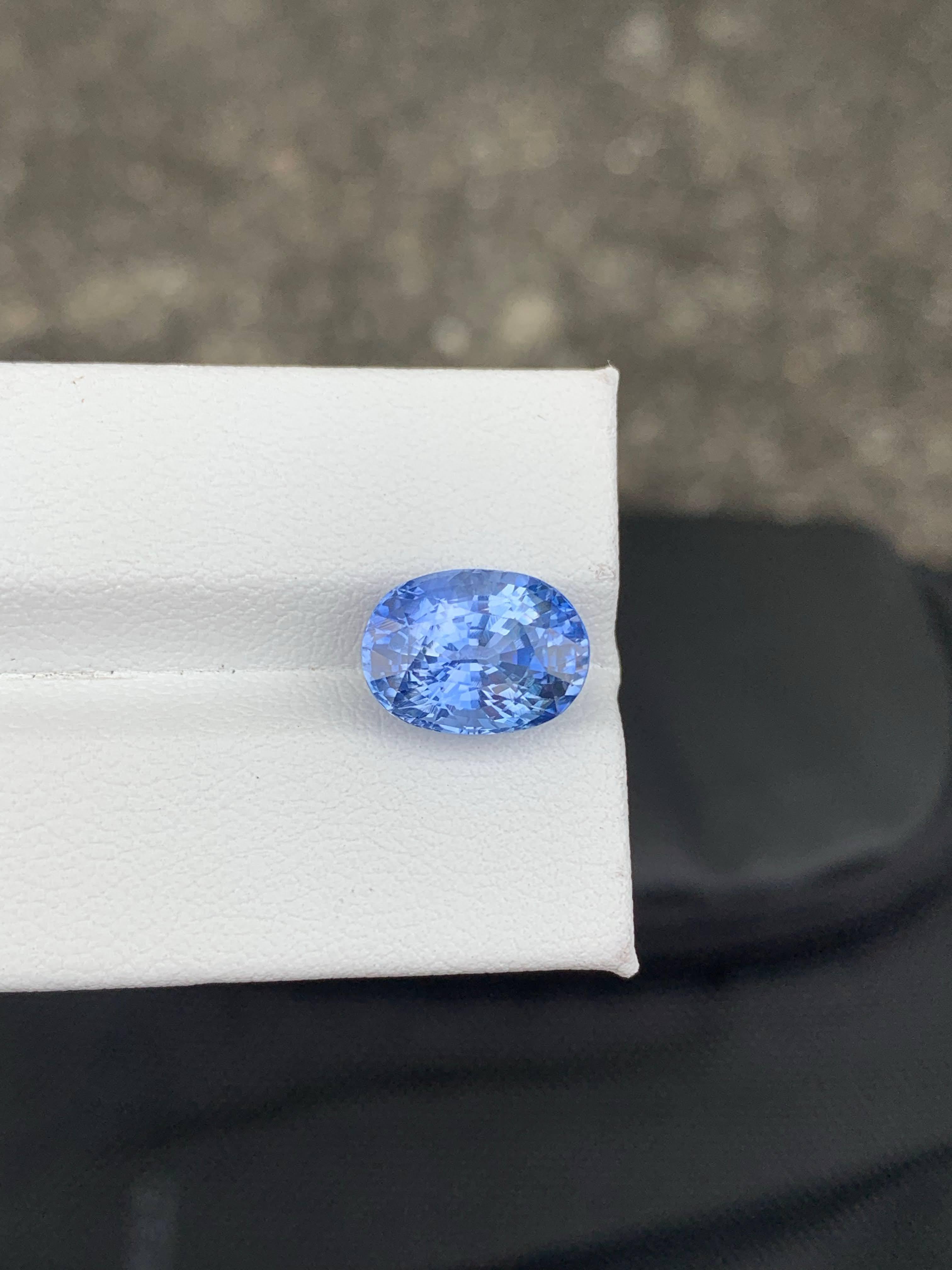 6,40 Carati di Zaffiro Blu Naturale Sciolto Certificato Taglio Ovale Gemma dello Sri Lanka In condizioni Nuovo in vendita a Bangkok, TH