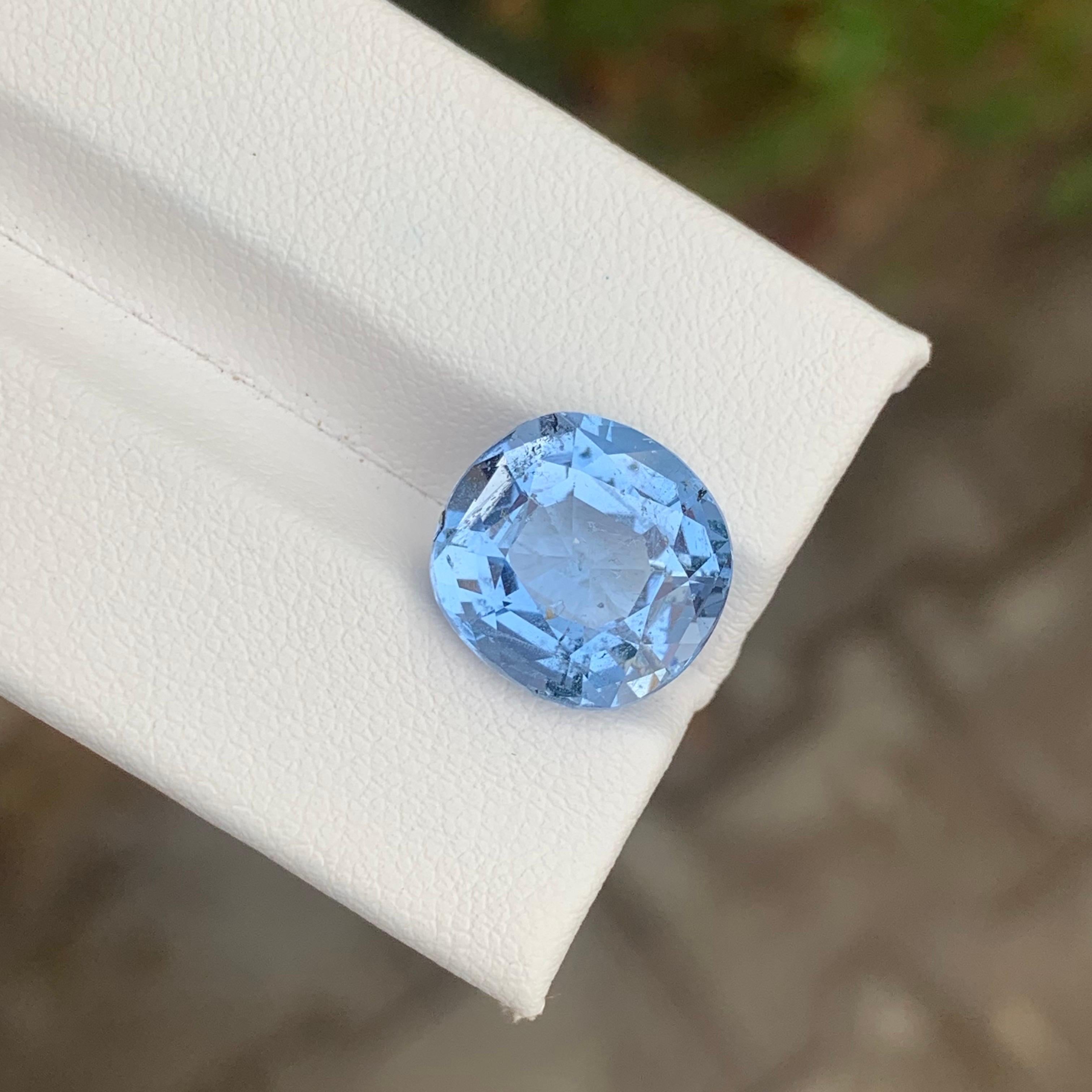 6.40 Carat Natural Loose Goshenite Aquamarine Cushion Shape Gemstone Artes y manualidades en venta