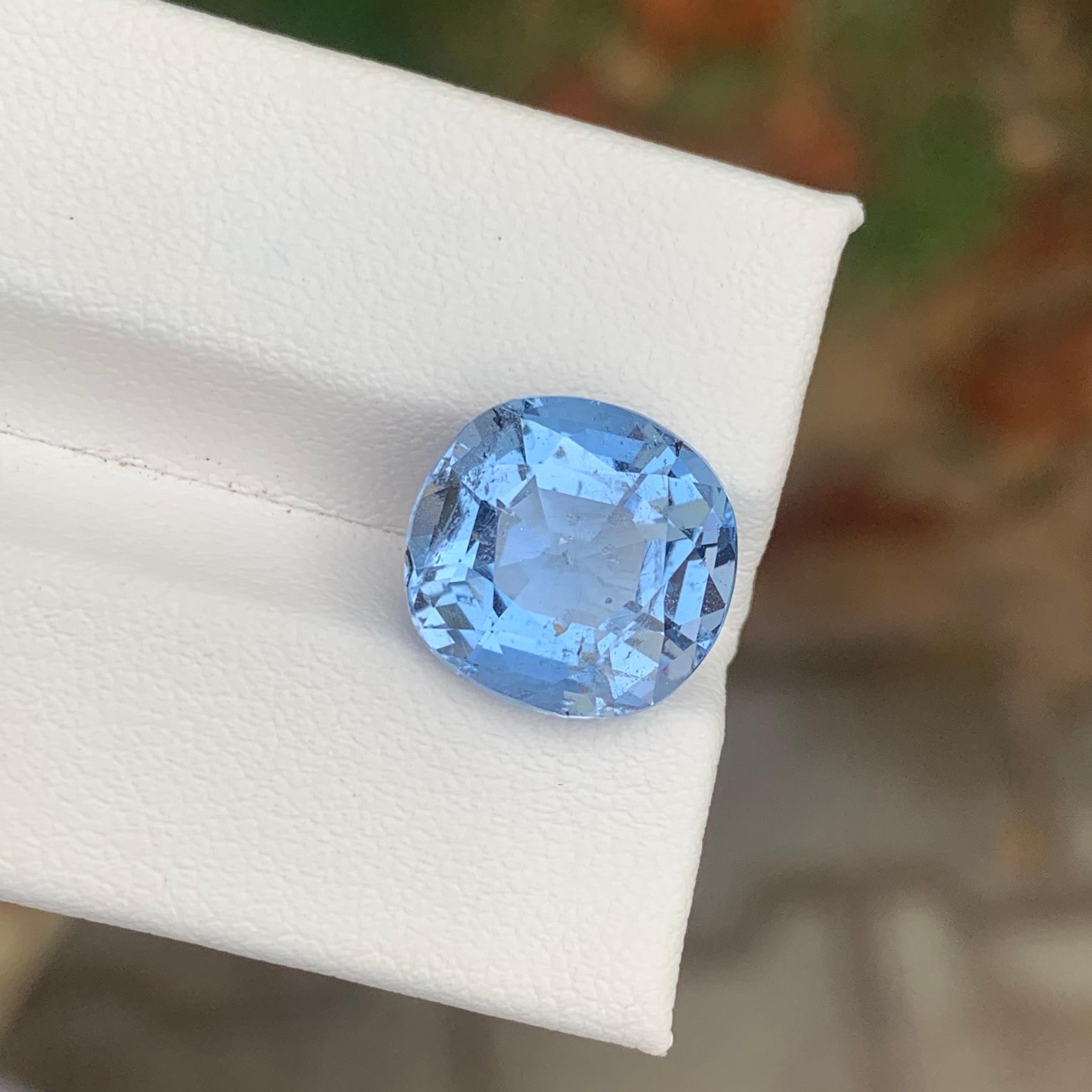 6.40 Carat Natural Loose Goshenite Aquamarine Cushion Shape Gemstone en venta 1