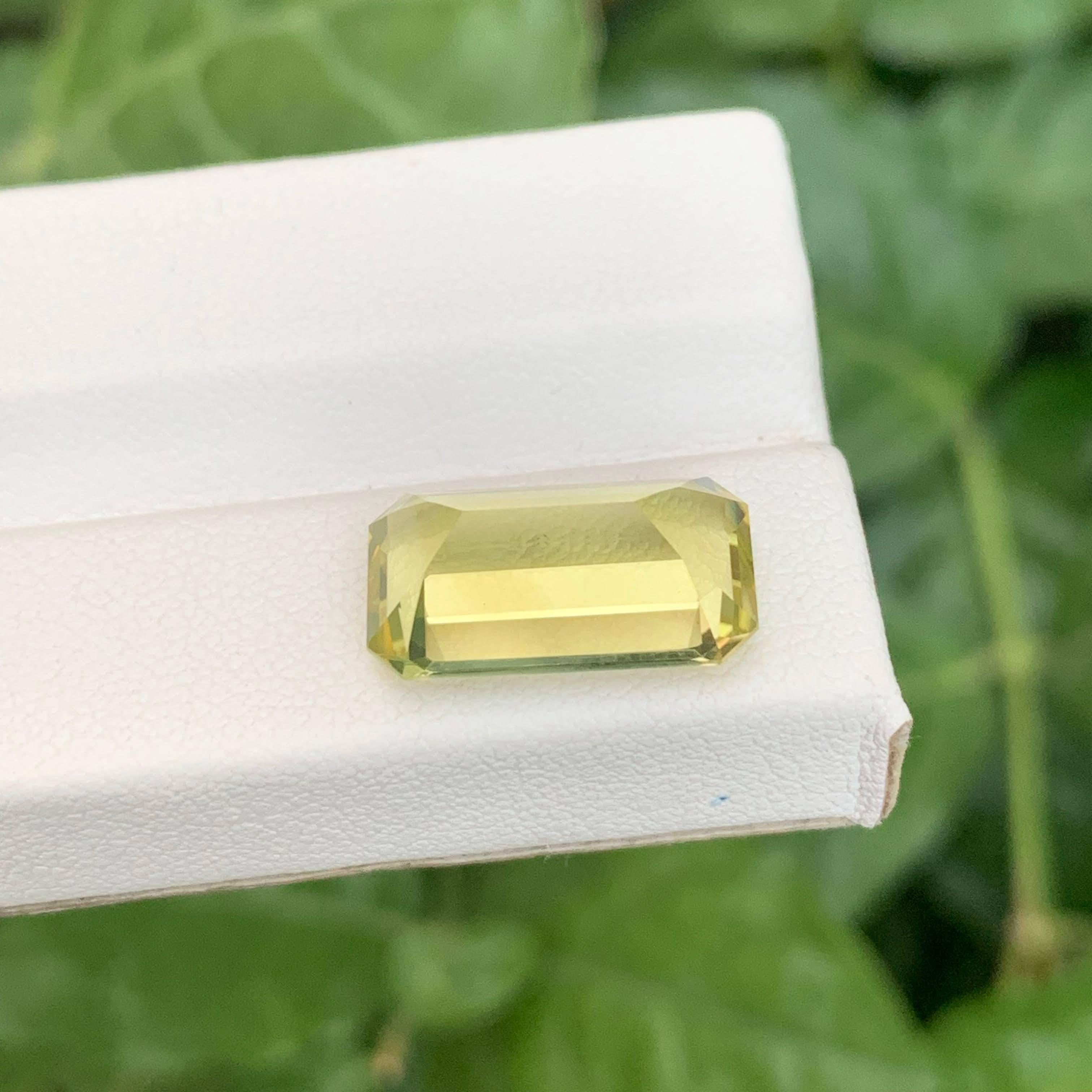 6.40 Carat Natural Loose Lemon Quartz Stone Emerald Cut African Gemstone For Sale 3