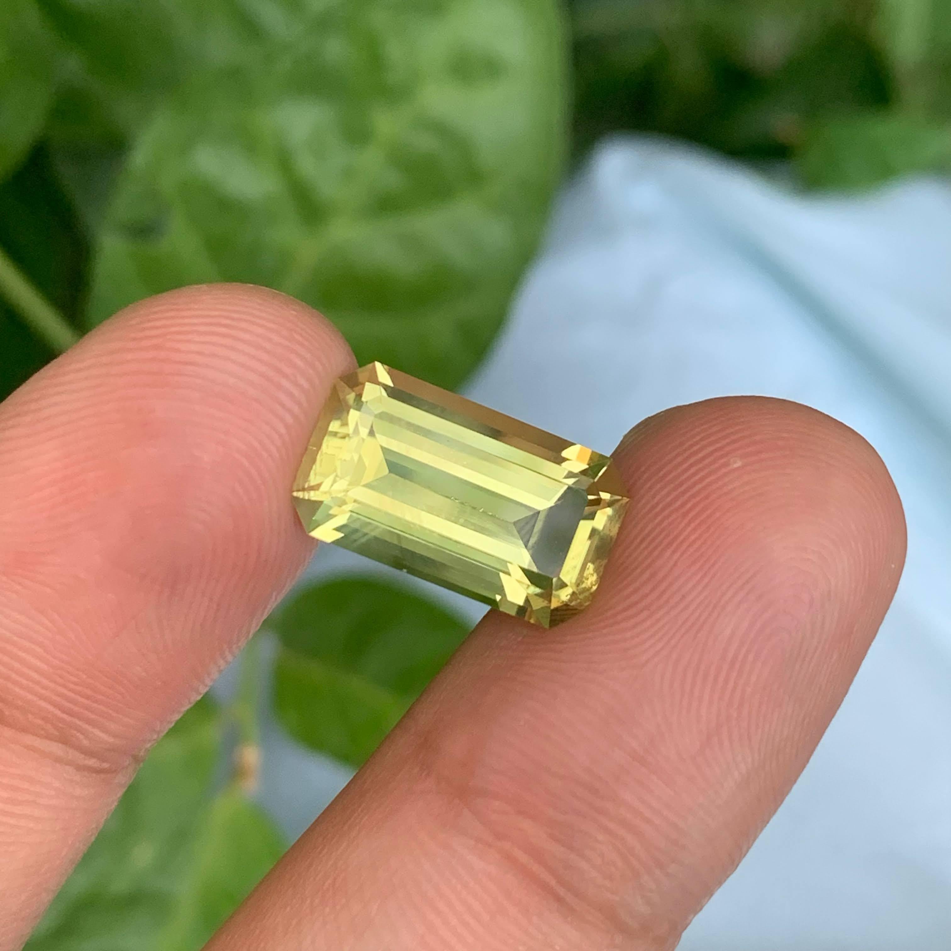 6.40 Carat Natural Loose Lemon Quartz Stone Emerald Cut African Gemstone For Sale 4